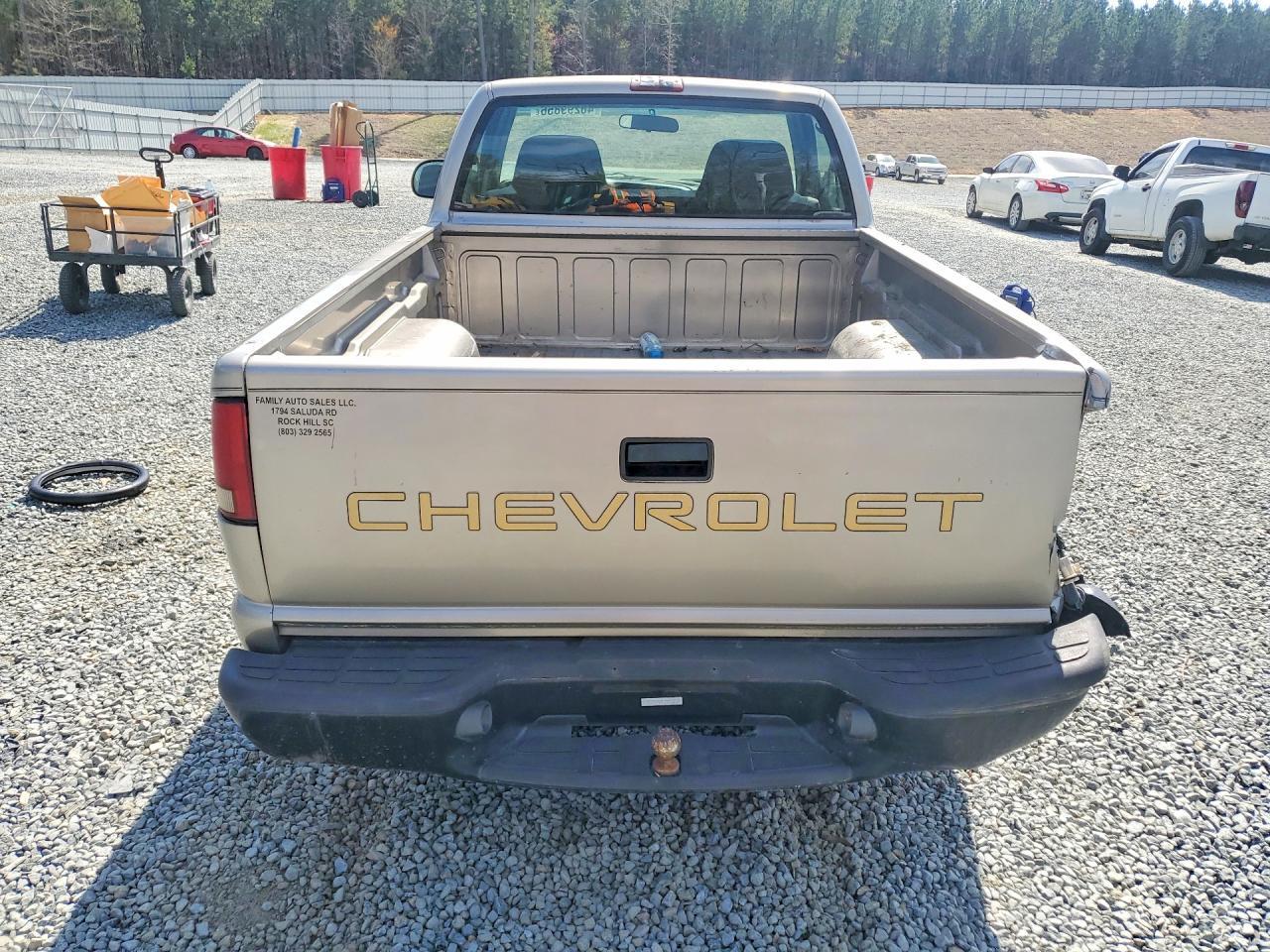 2001 Chevrolet S Truck S10 - Image 6