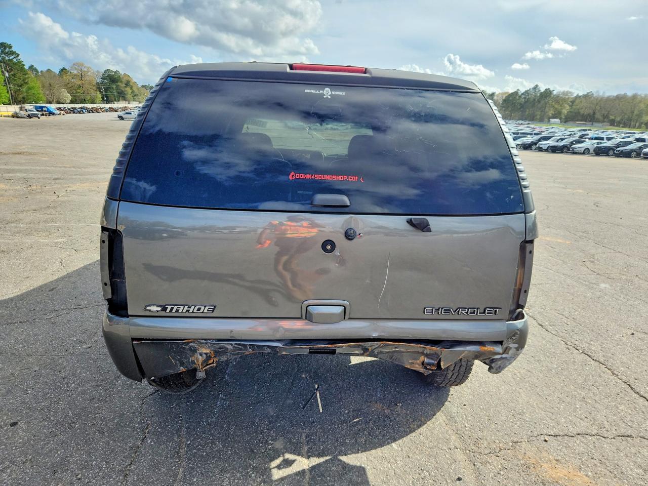 2002 Chevrolet Tahoe K1500 - Image 6