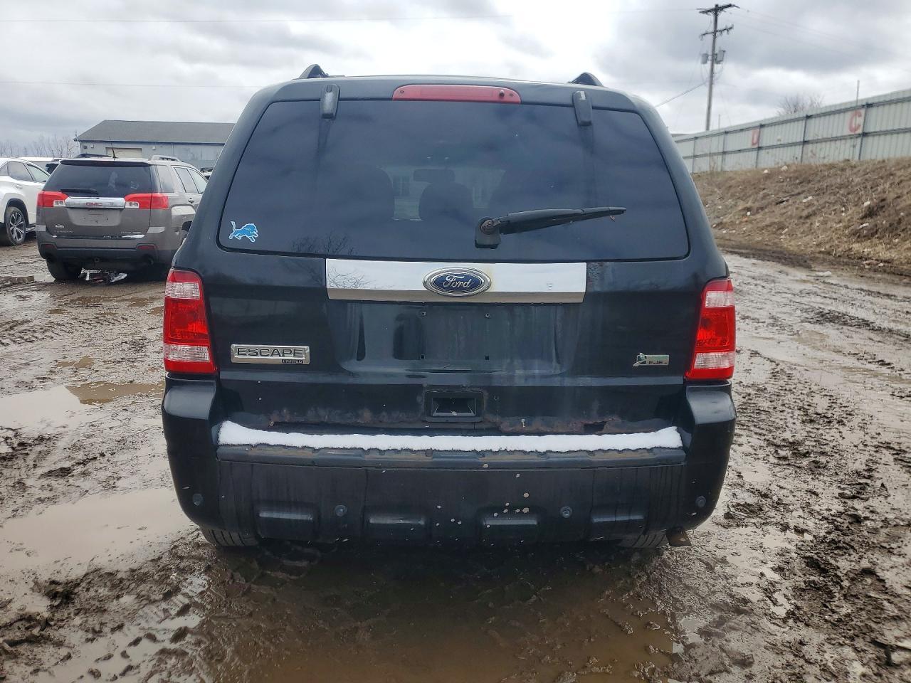 2010 Ford Escape Limited - Image 6