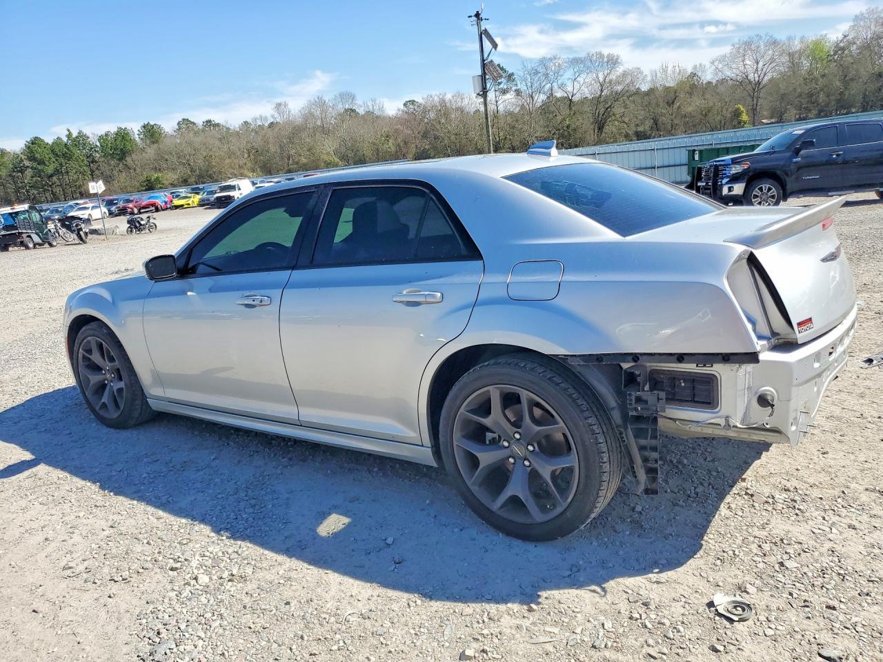 2023 Chrysler 300 S - Фото 2