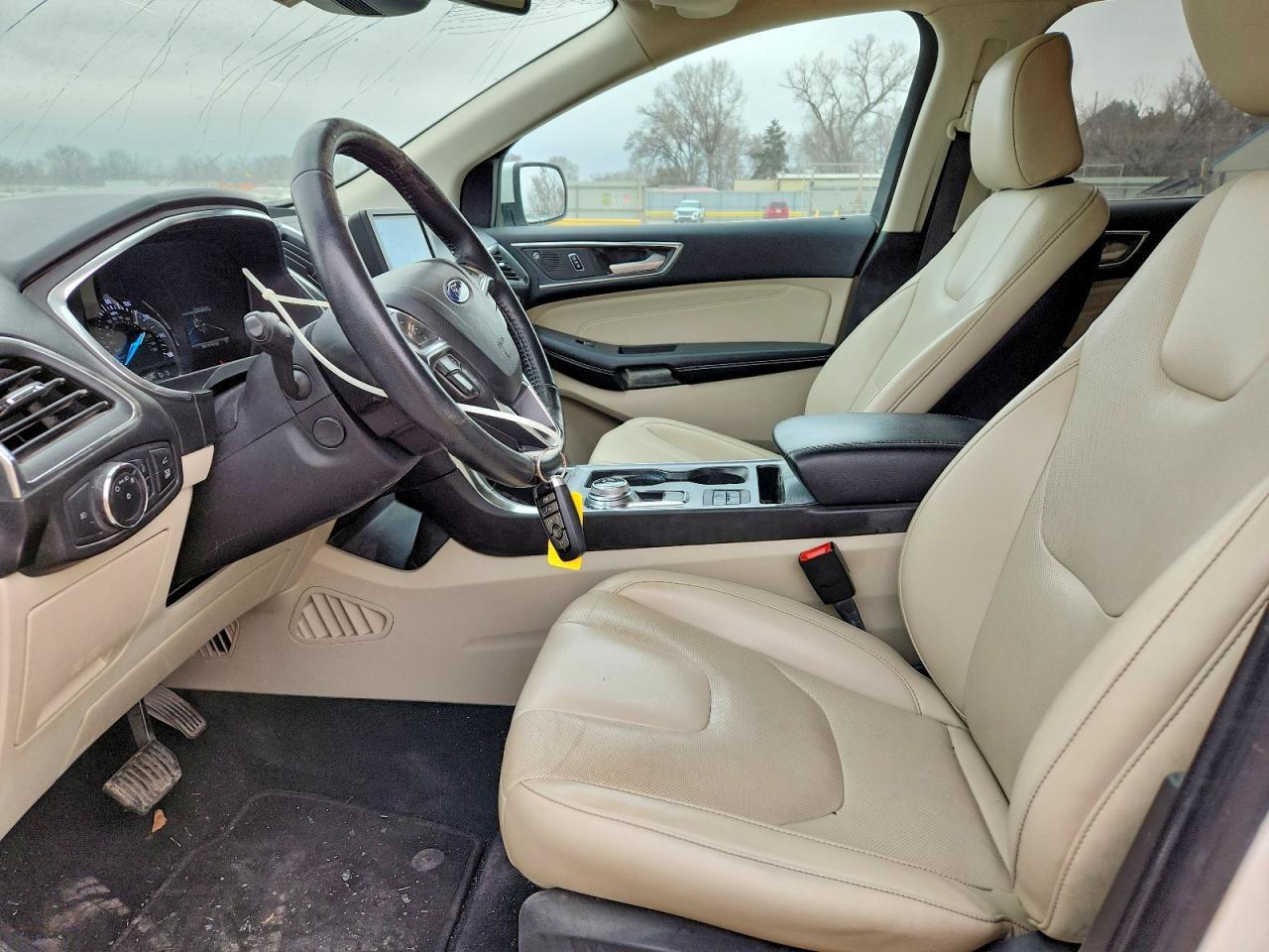 2021 Ford Edge Titanium - Image 7