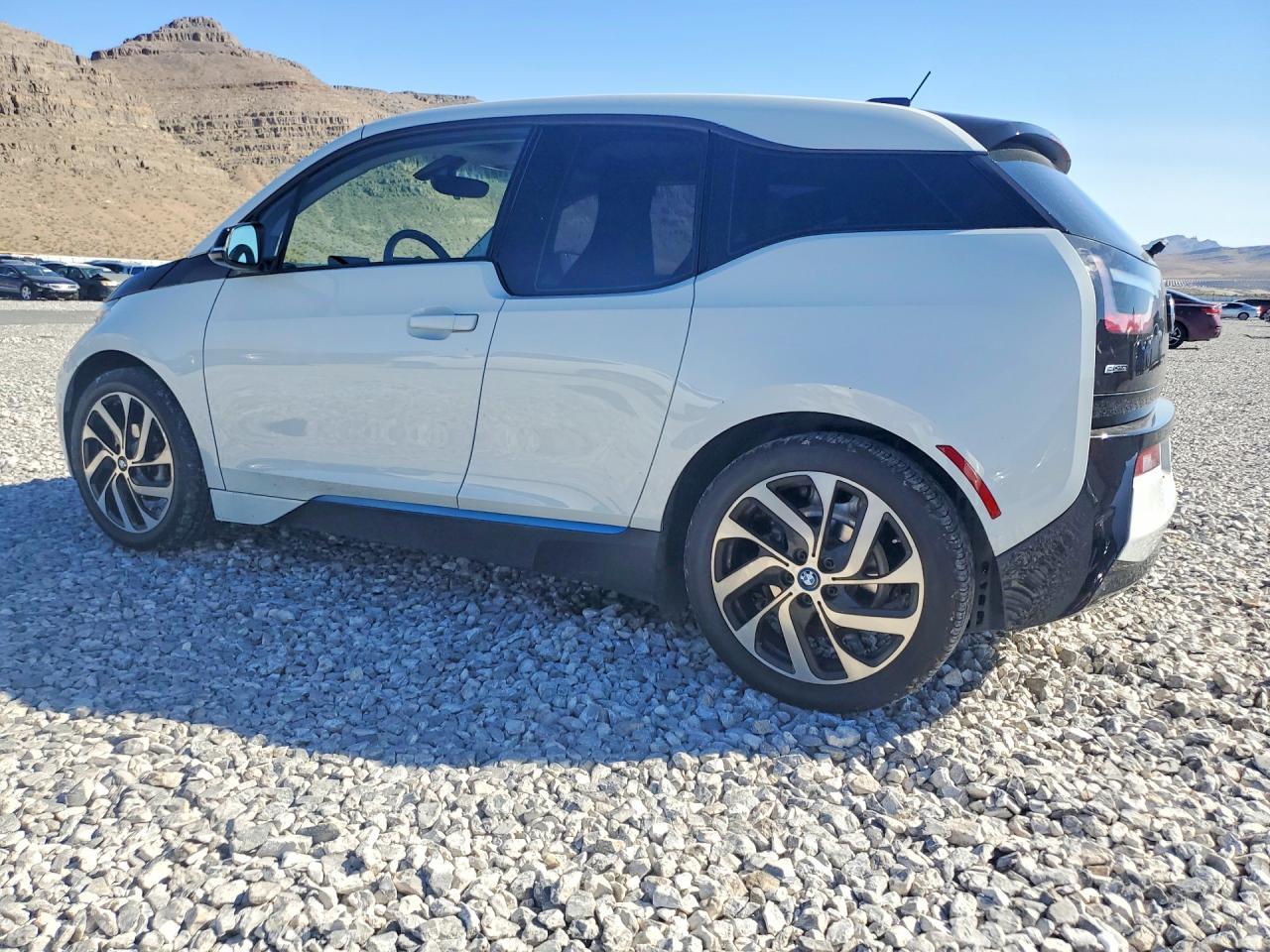 2017 BMW I3 Bev - Фото 2