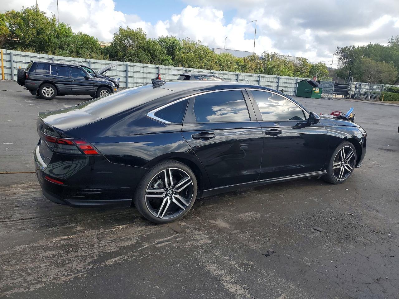 2025 Honda Accord Lx - Фото 3