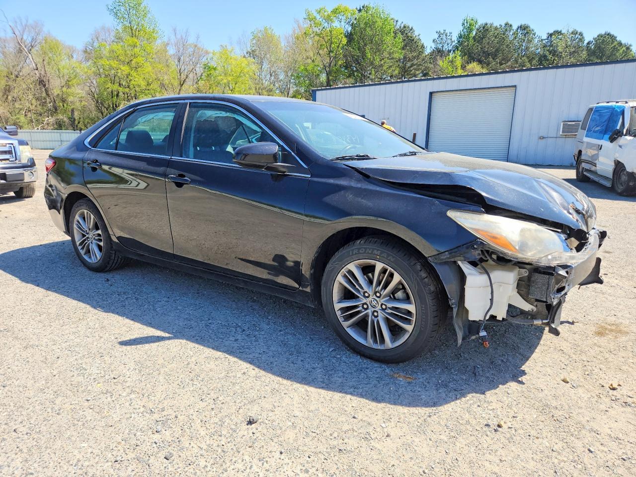 2017 Toyota Camry Se - Image 4