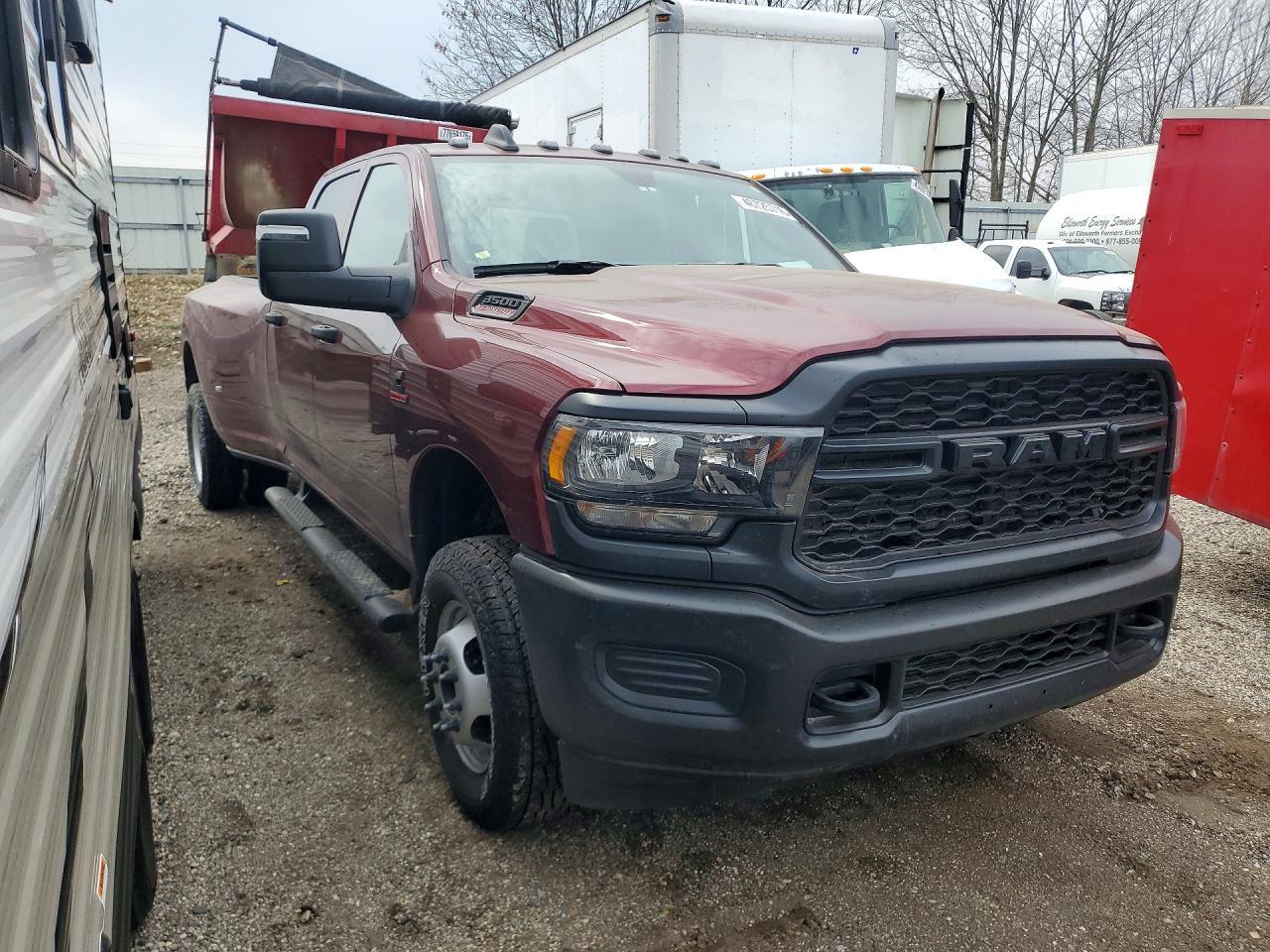 2024 Ram 3500 Tradesman - Фото 4