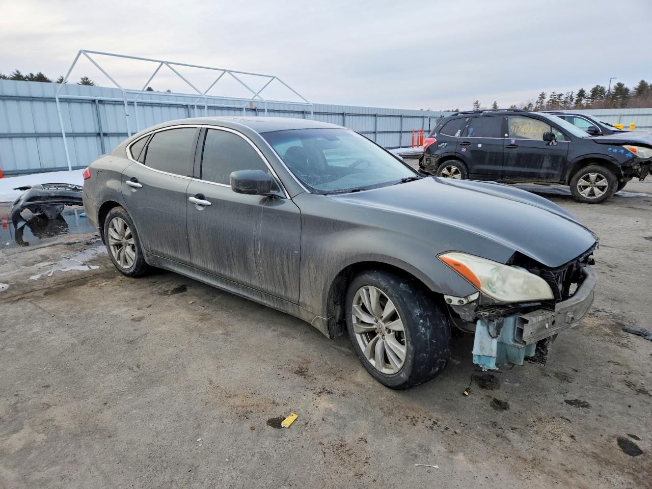 2011 Infiniti M37 Base - Image 4
