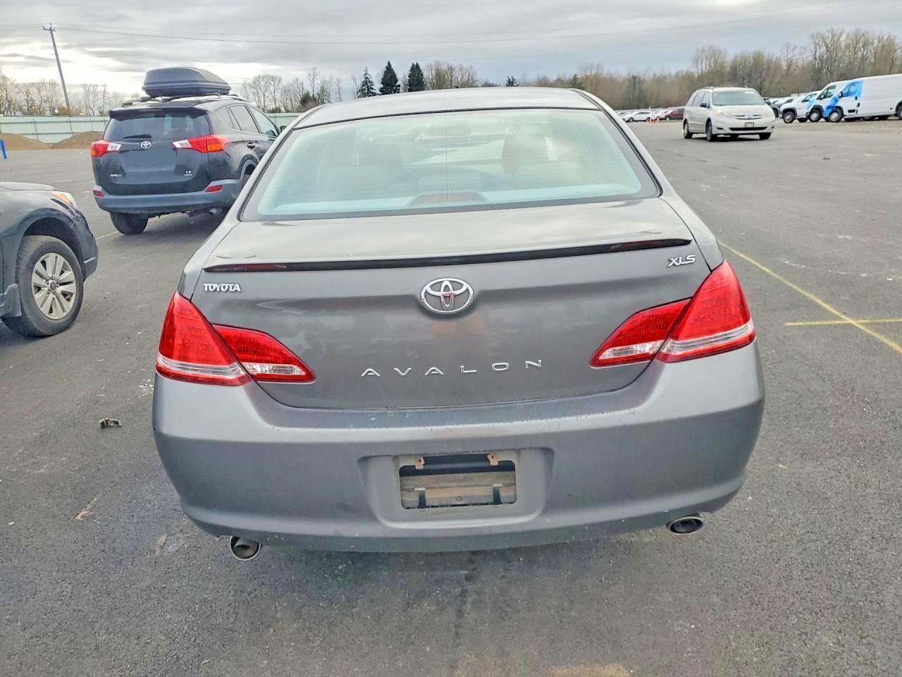 2007 Toyota Avalon Xls - Image 6