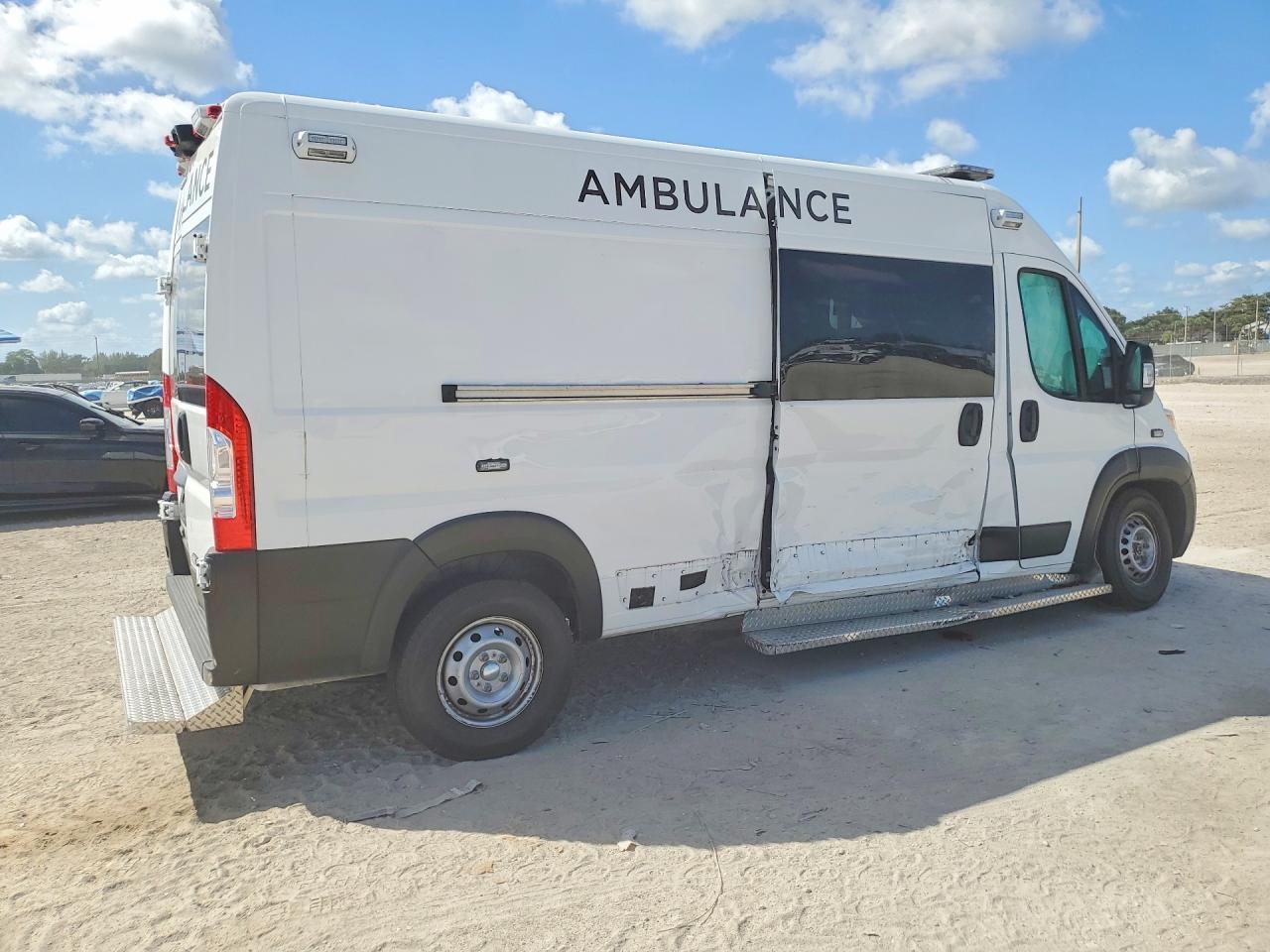 2023 Ram Promaster 2500 High Roof Delivery Van - Image 3