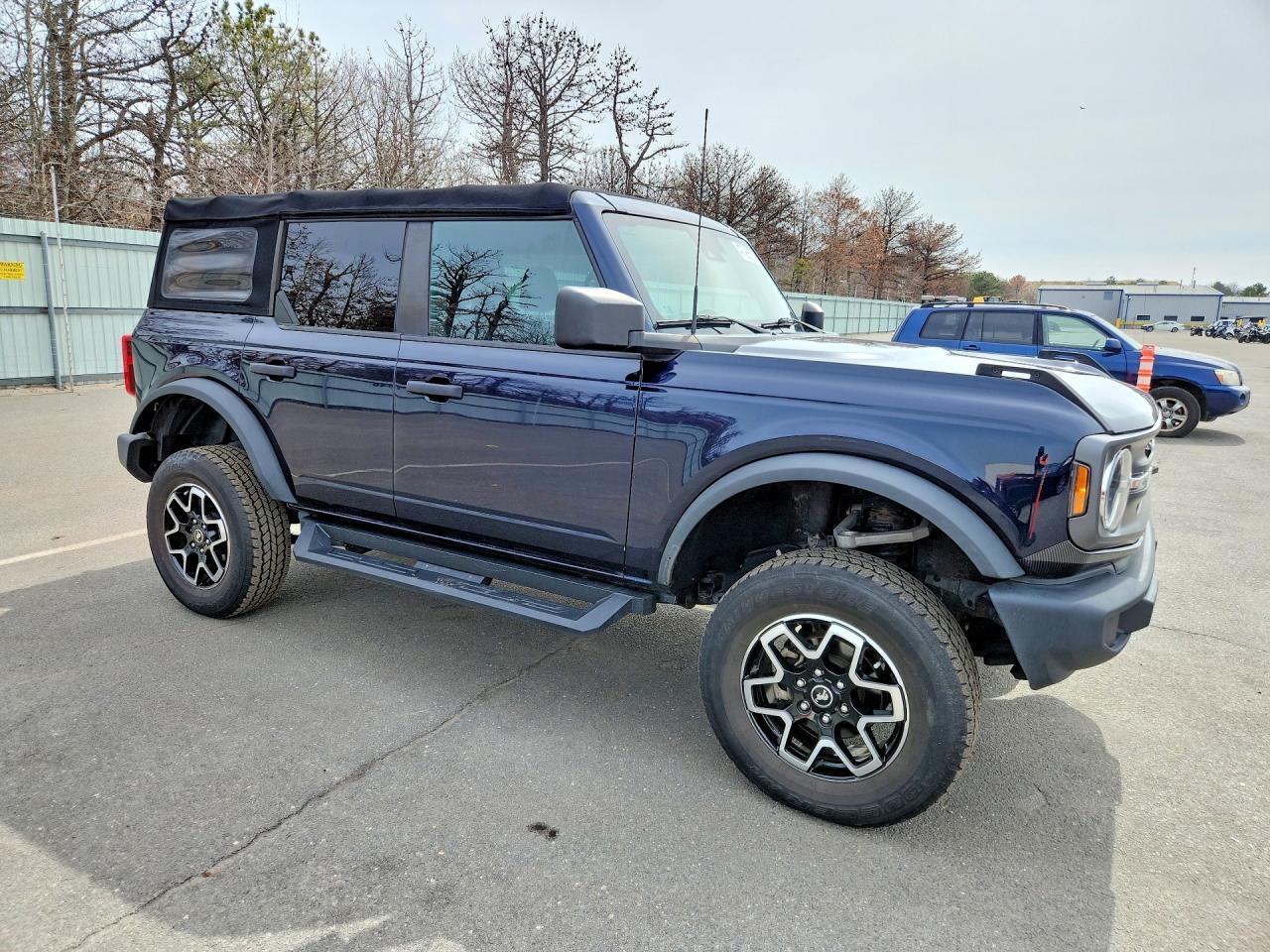 2021 Ford Bronco Base - Фото 4
