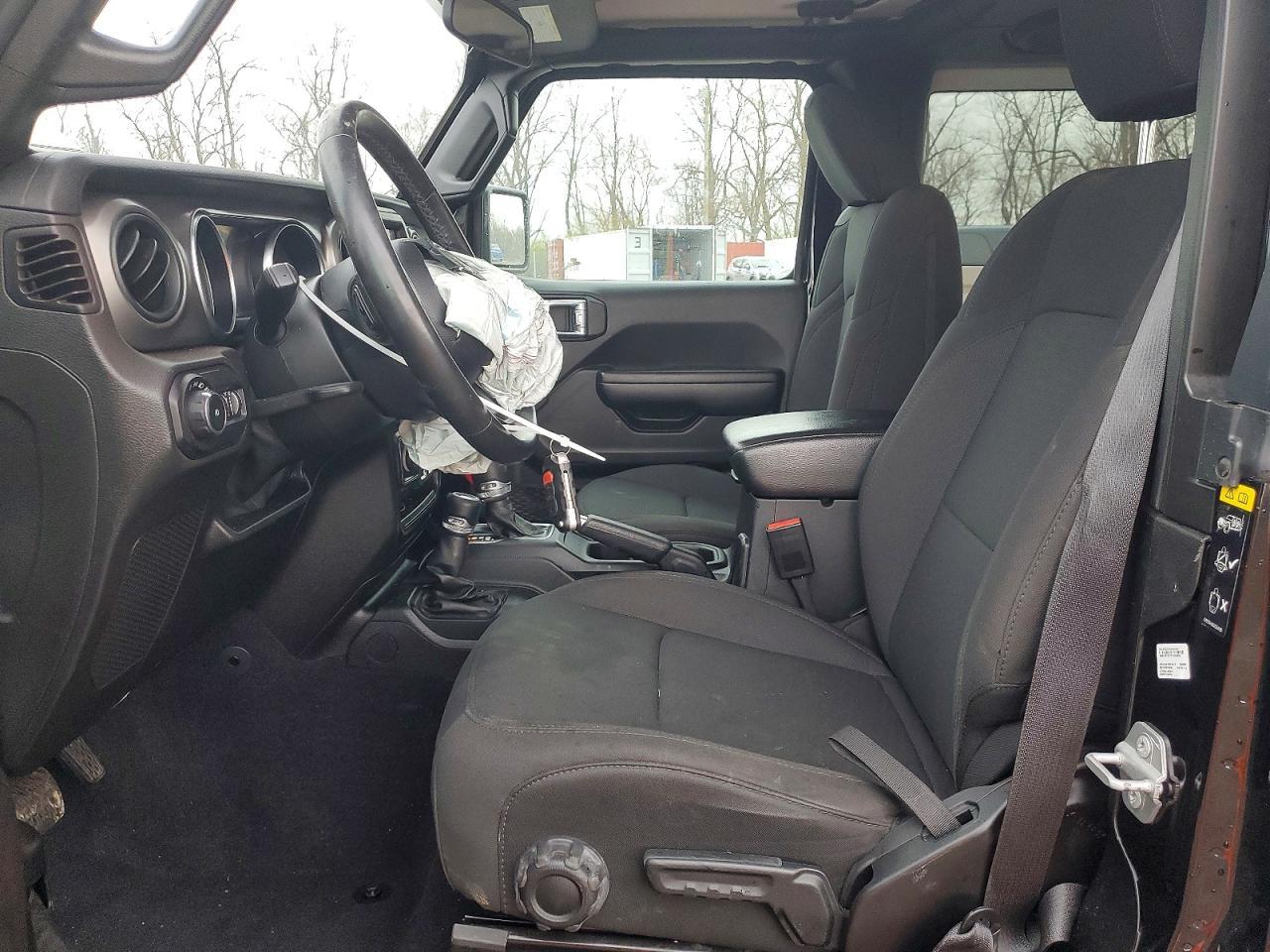 2021 Jeep Wrangler Sport - Фото 7