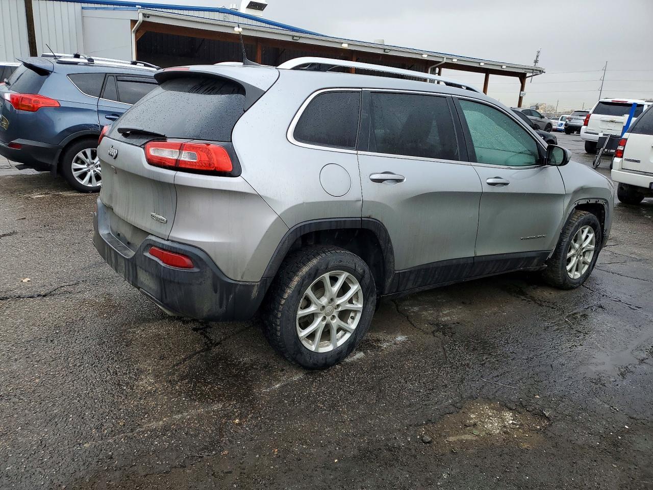 2017 Jeep Cherokee Latitude - Фото 3