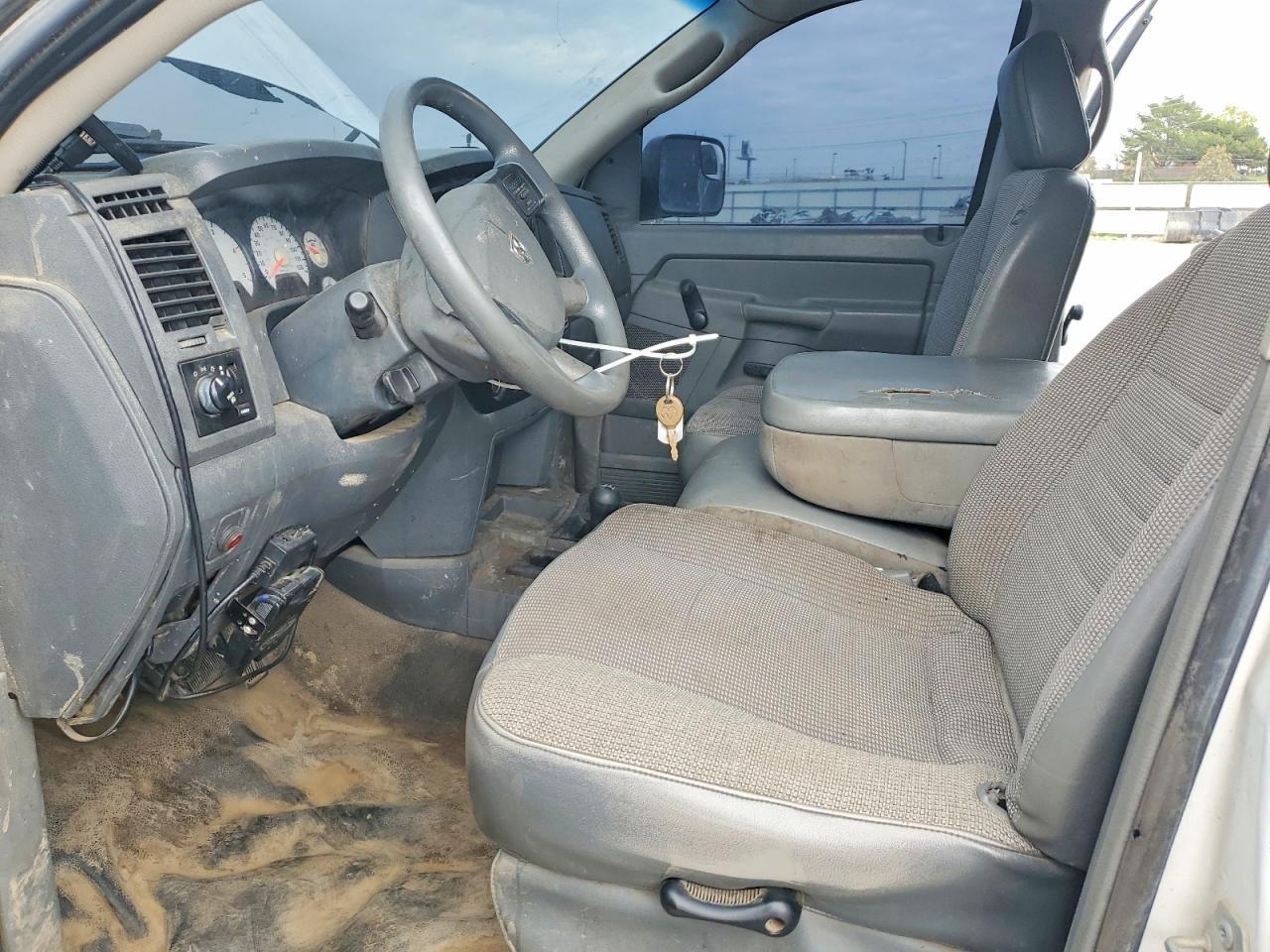 2008 Dodge Ram 2500 St - Фото 7