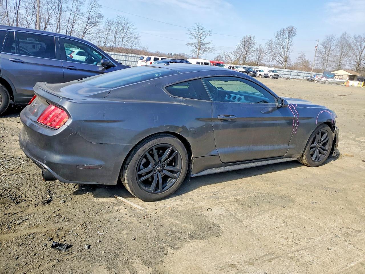 2015 Ford Mustang - Image 3