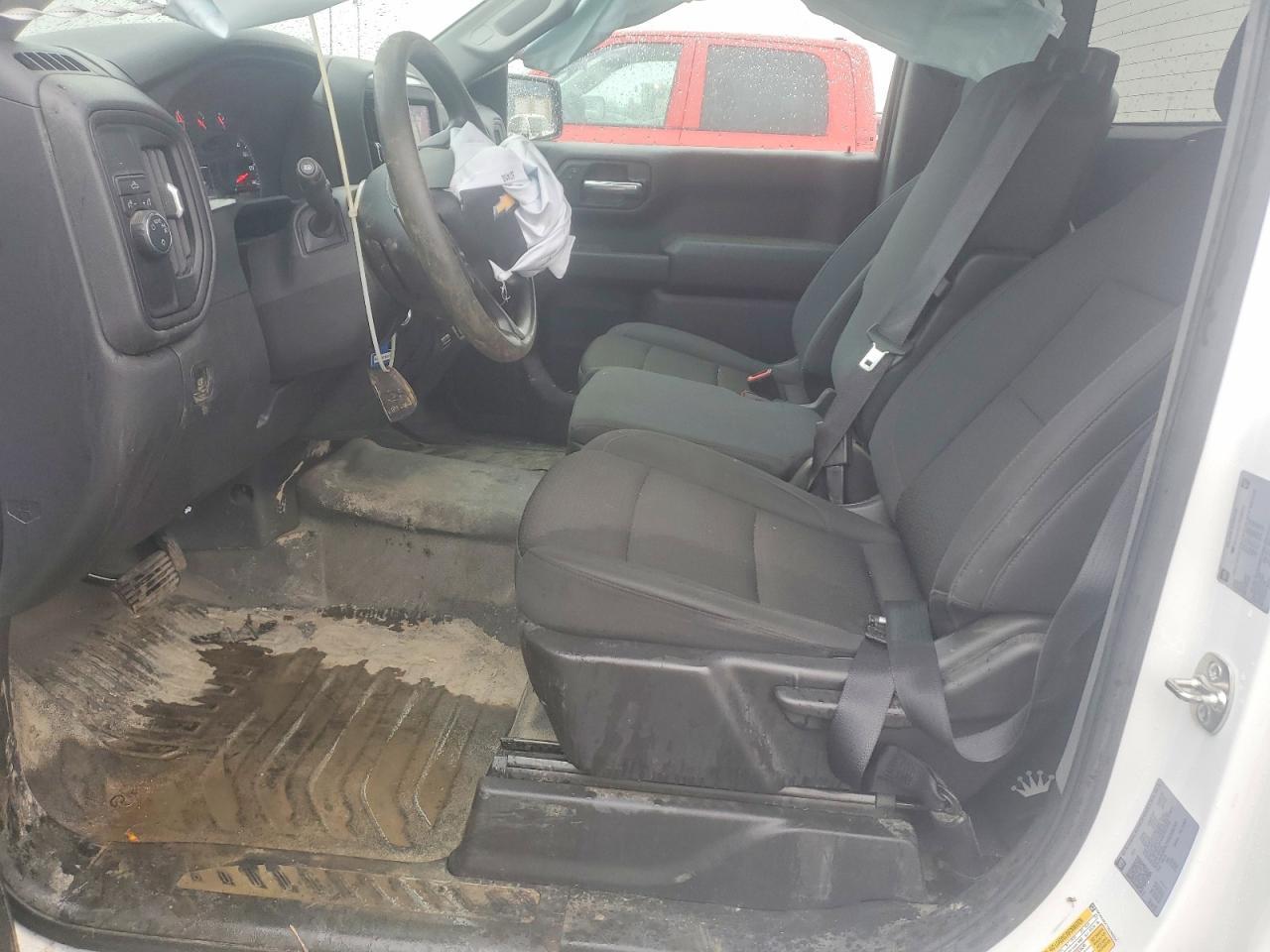 2025 Chevrolet Silverado C1500 - Image 7