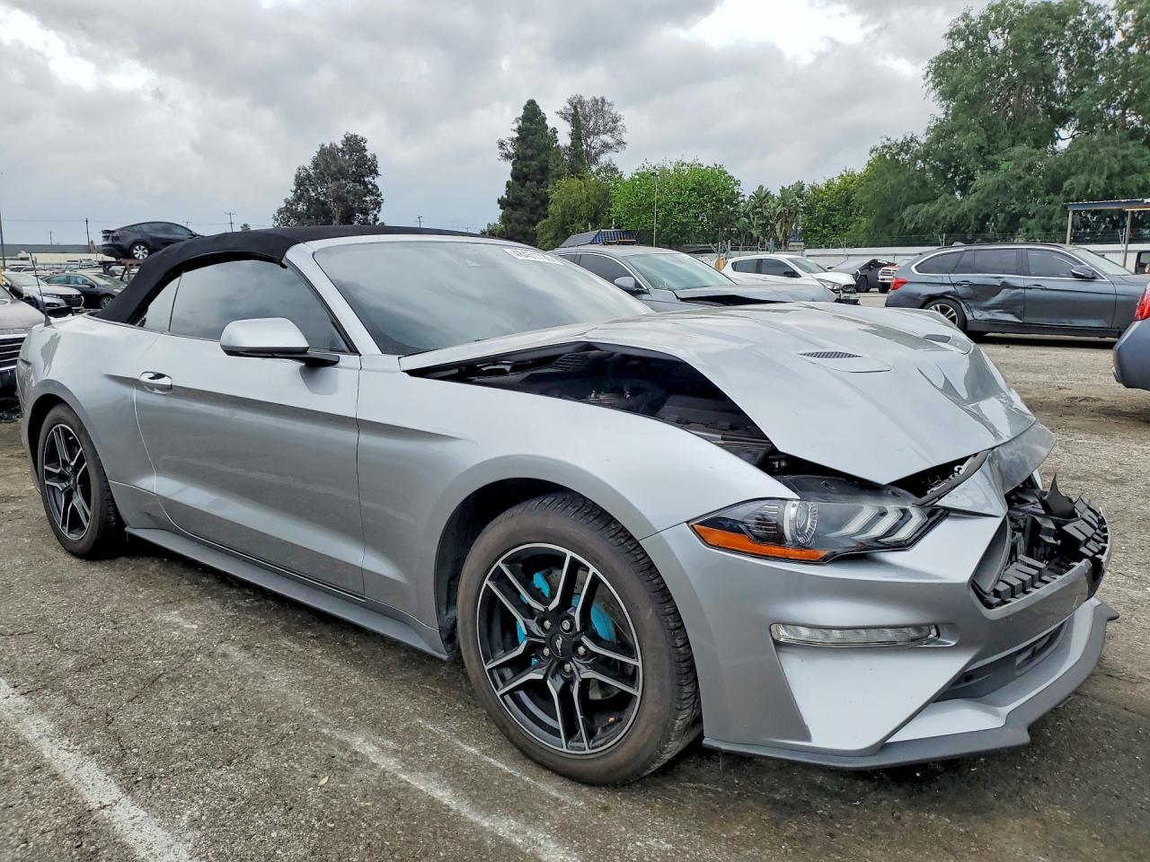 2022 Ford Mustang - Фото 4