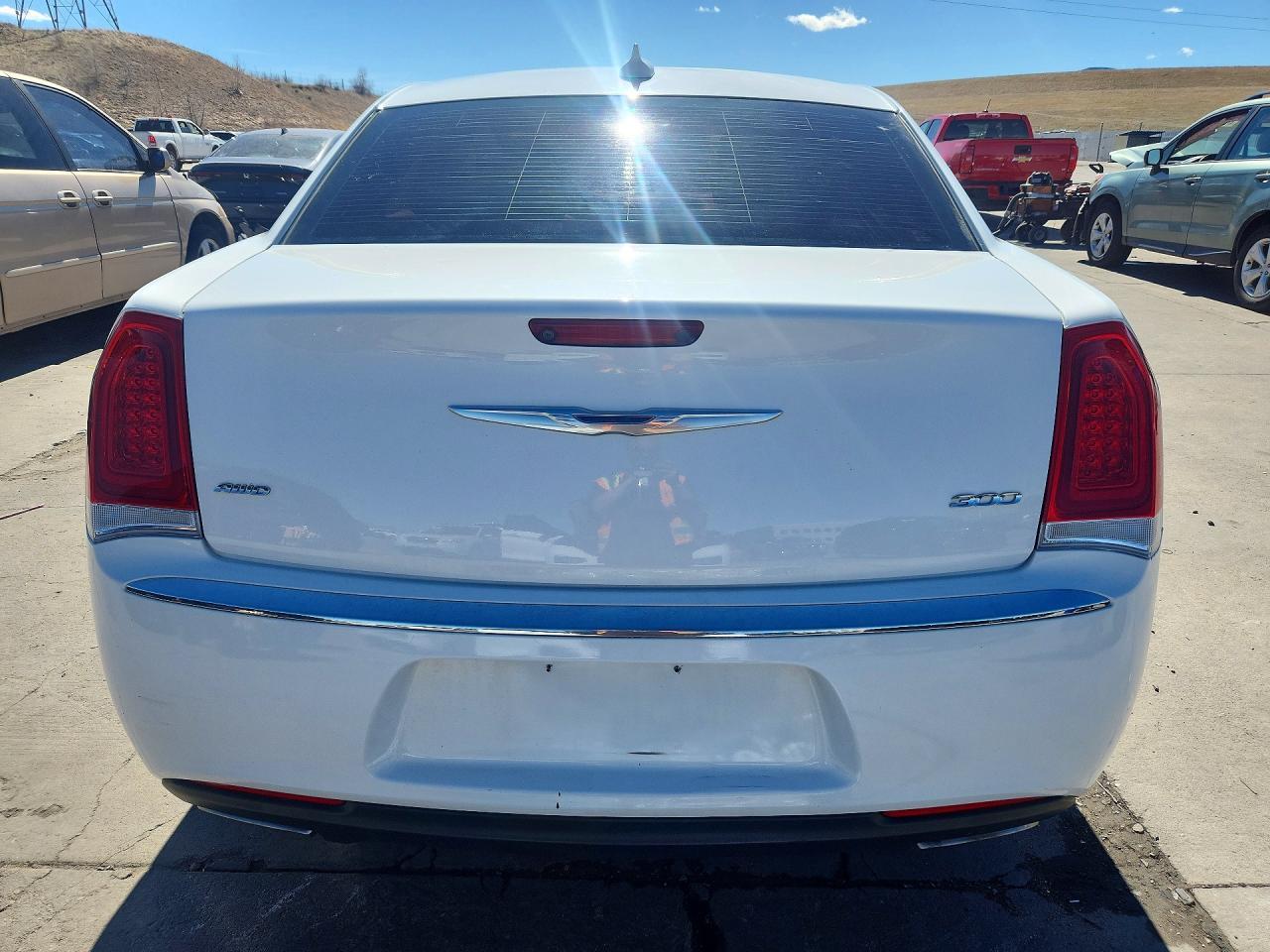 2016 Chrysler 300 Limited - Фото 6