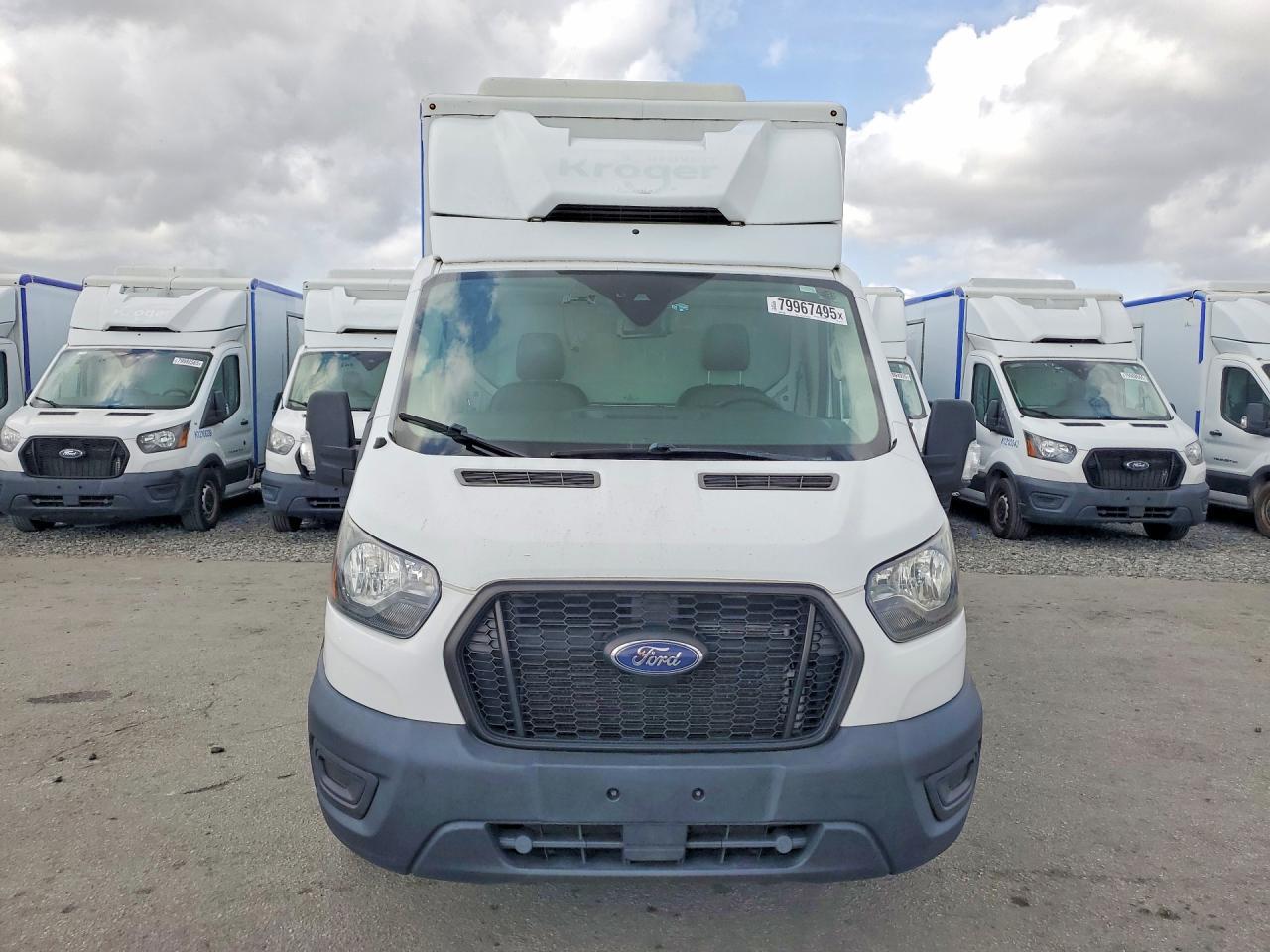 2020 Ford Transit Delivery Truck - Image 5