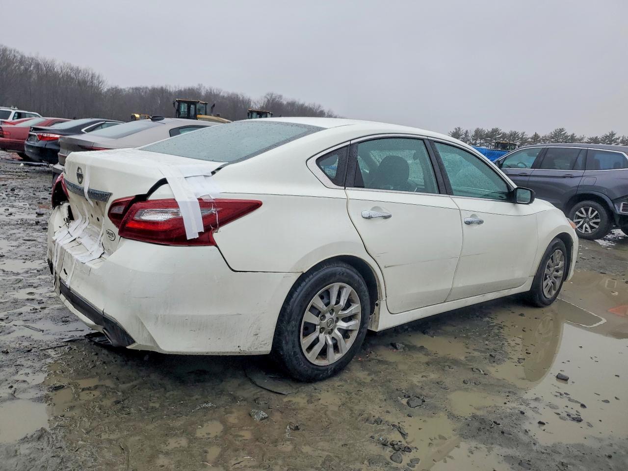 2018 Nissan Altima 2.5 S - Фото 3