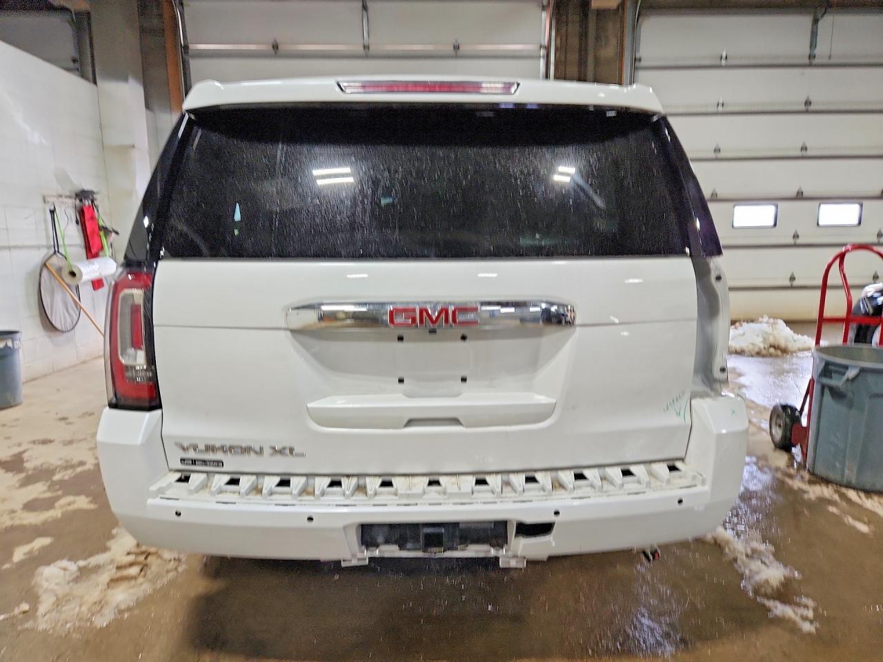 2020 GMC Yukon Xl Denali - Фото 6