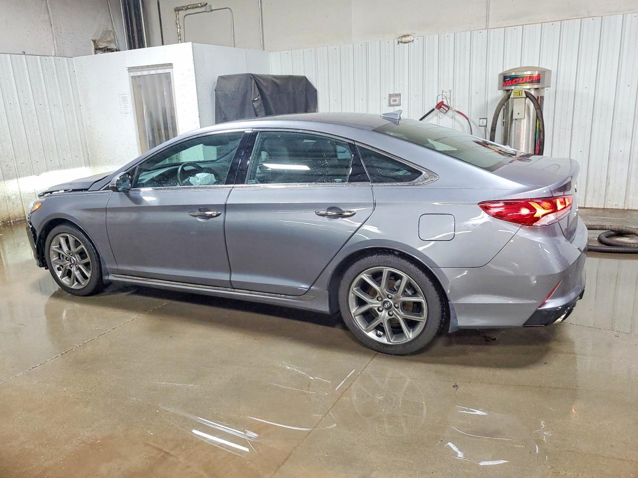 2018 Hyundai Sonata Limited 2.0T - Image 2