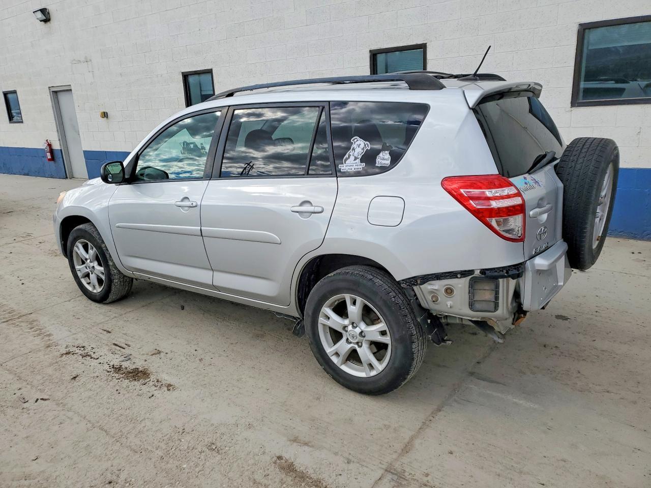 2012 Toyota Rav4 Base - Image 2