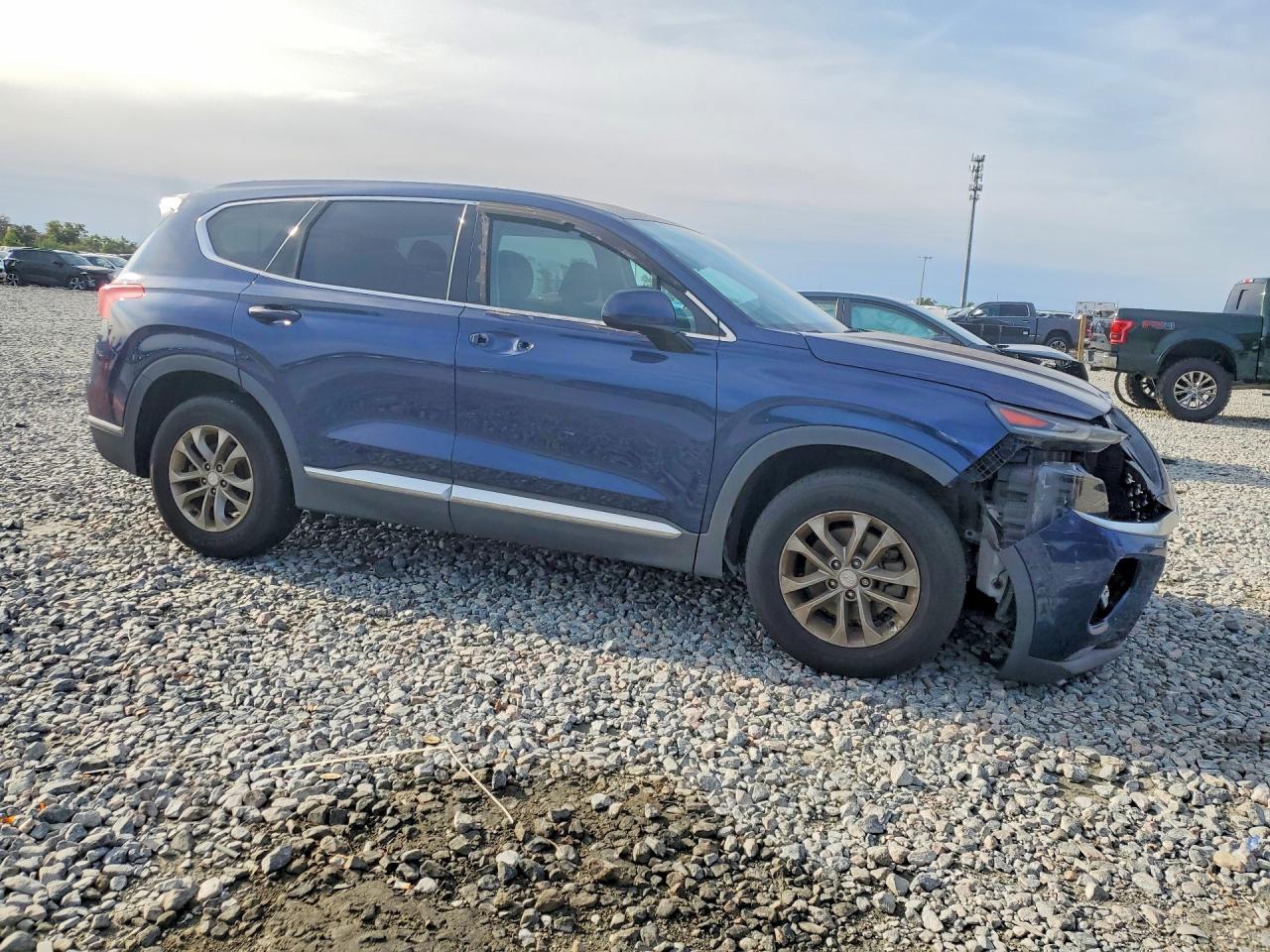 2019 Hyundai Santa Fe Sel 2.4L - Фото 4