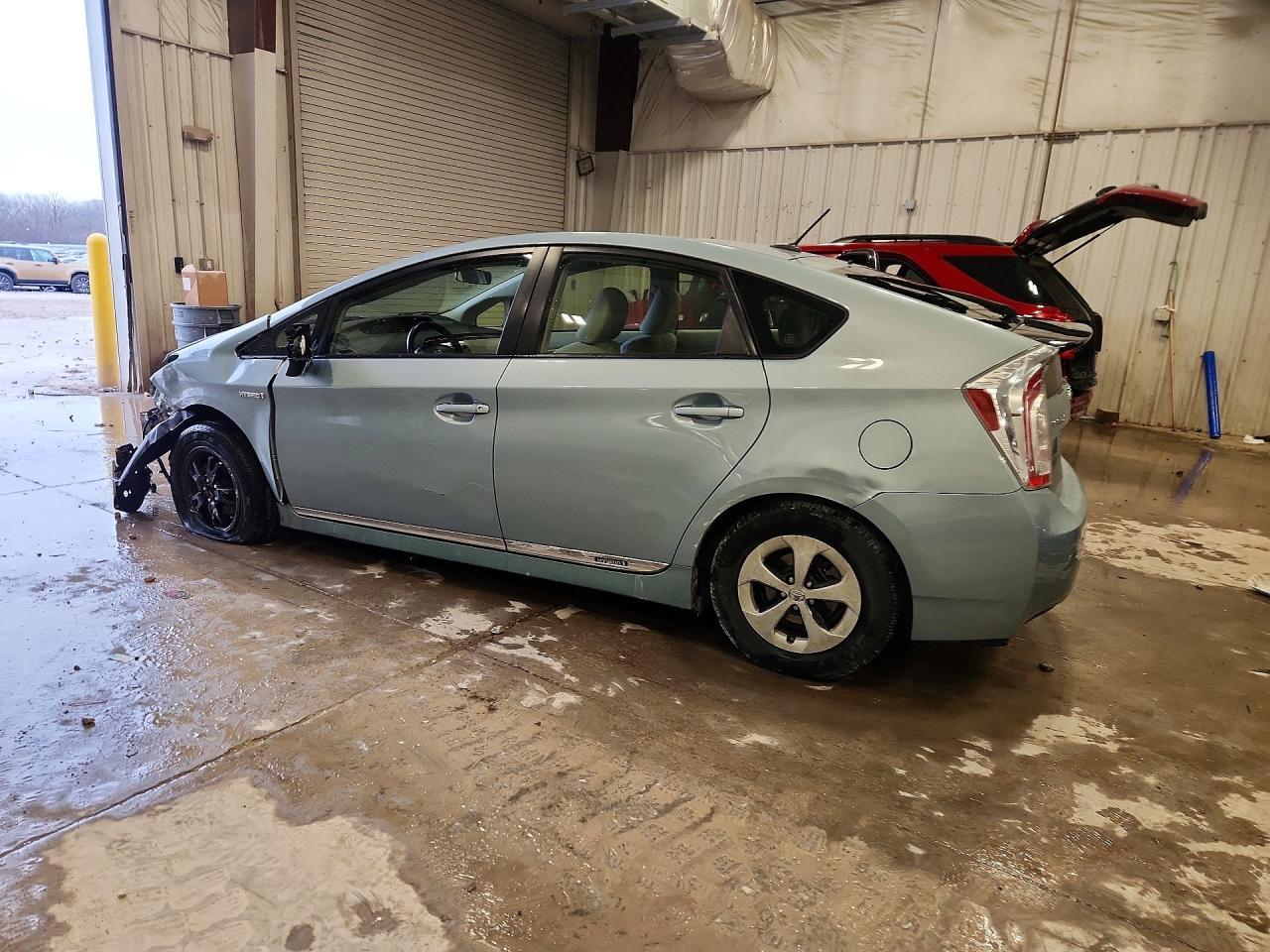 2012 Toyota Prius Three - Image 2