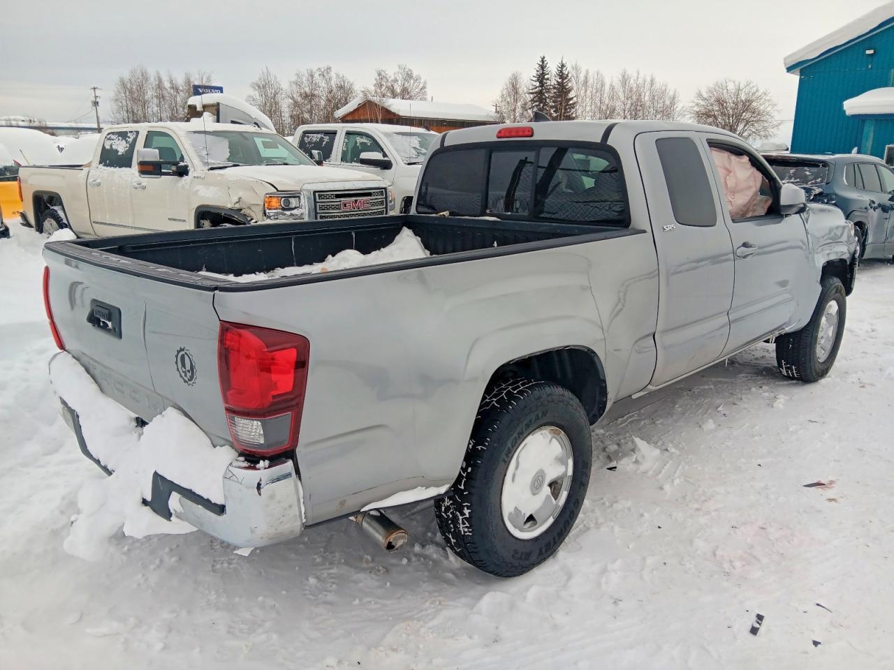 2018 Toyota Tacoma Access Cab - Image 3