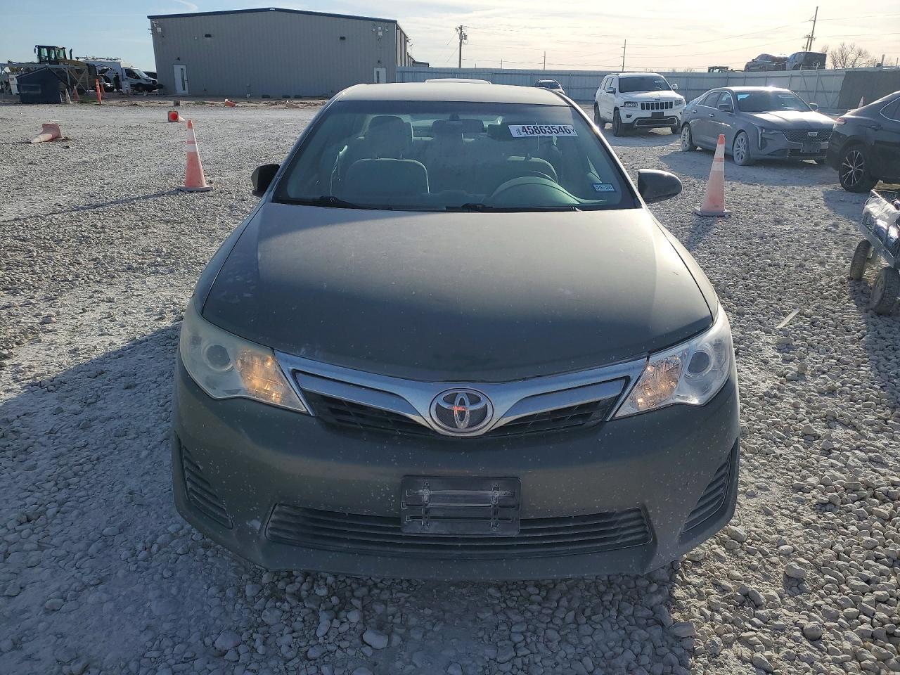 2014 Toyota Camry Le - Фото 5