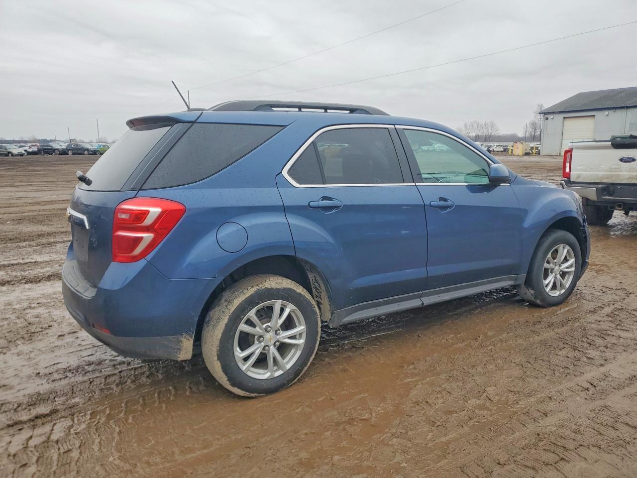 2017 Chevrolet Equinox Lt - Image 3