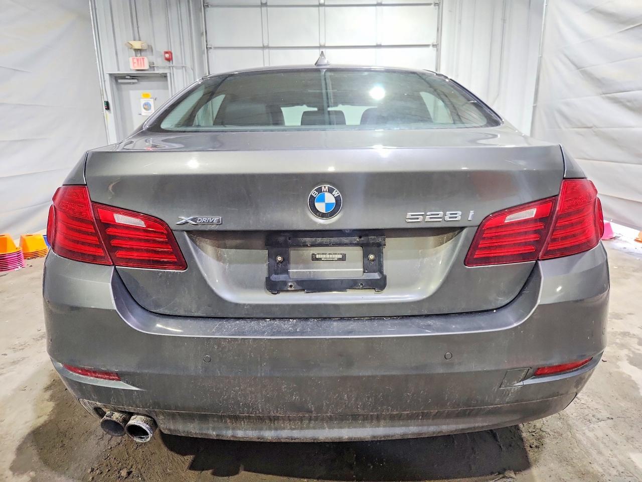 2014 BMW 528 Xi - Image 6