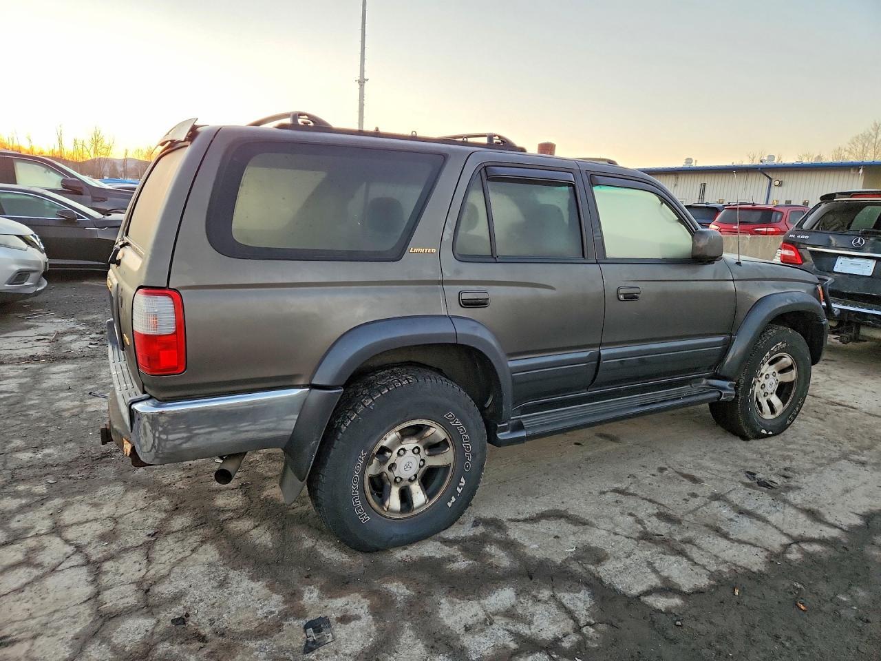 1998 Toyota 4Runner - Image 3