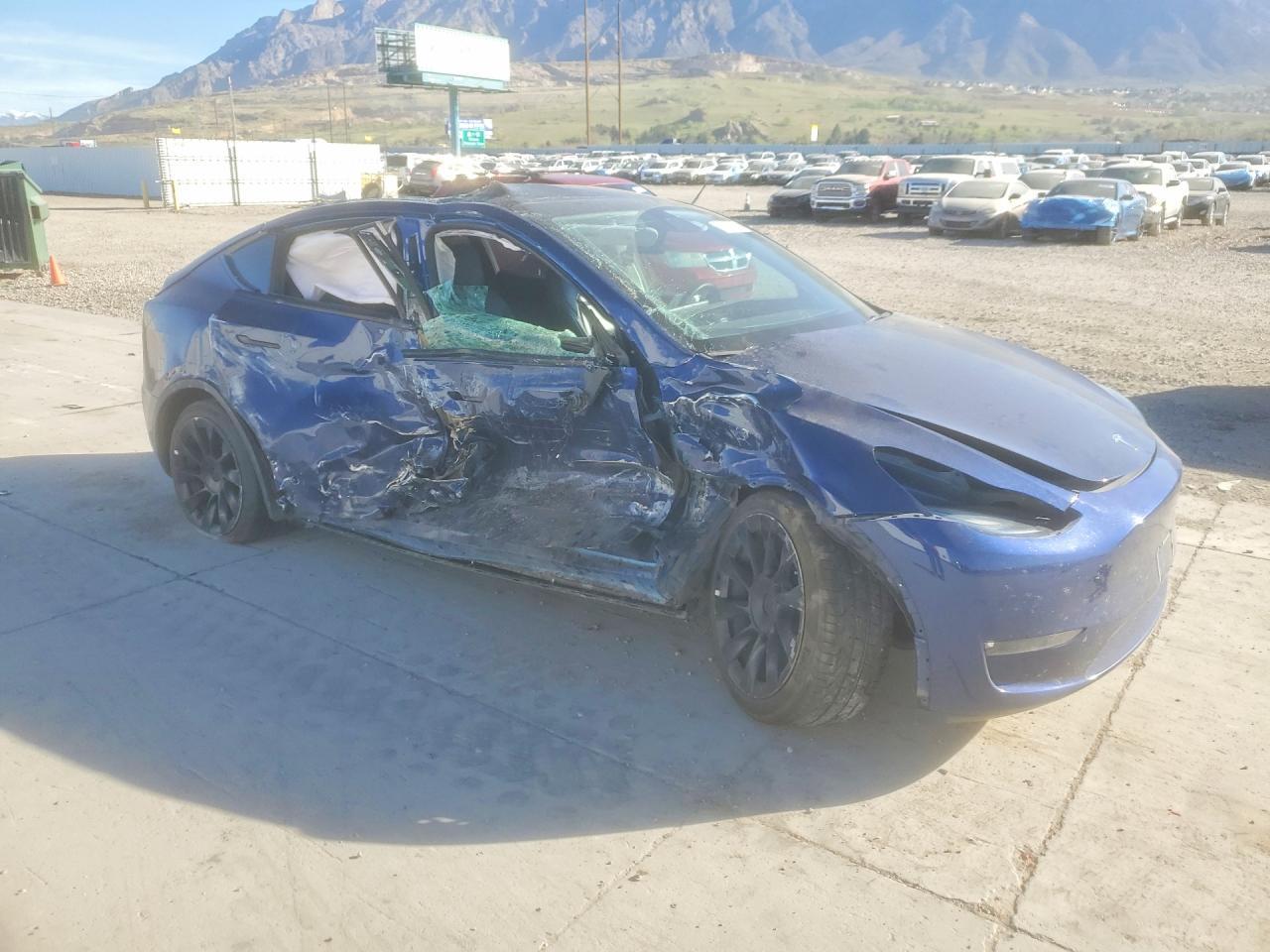2022 Tesla Model Y - Фото 4