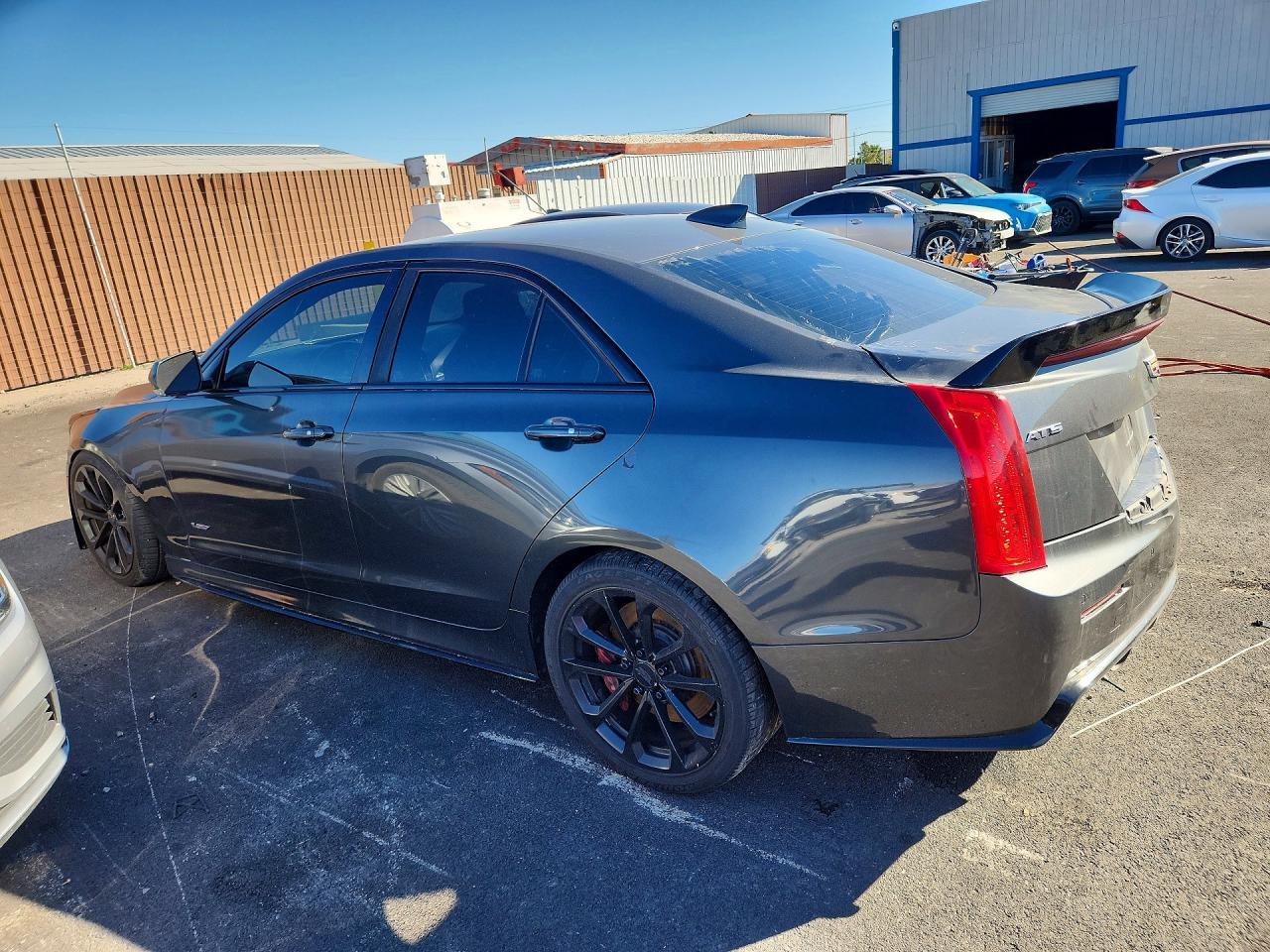 2016 Cadillac Ats-V - Фото 2