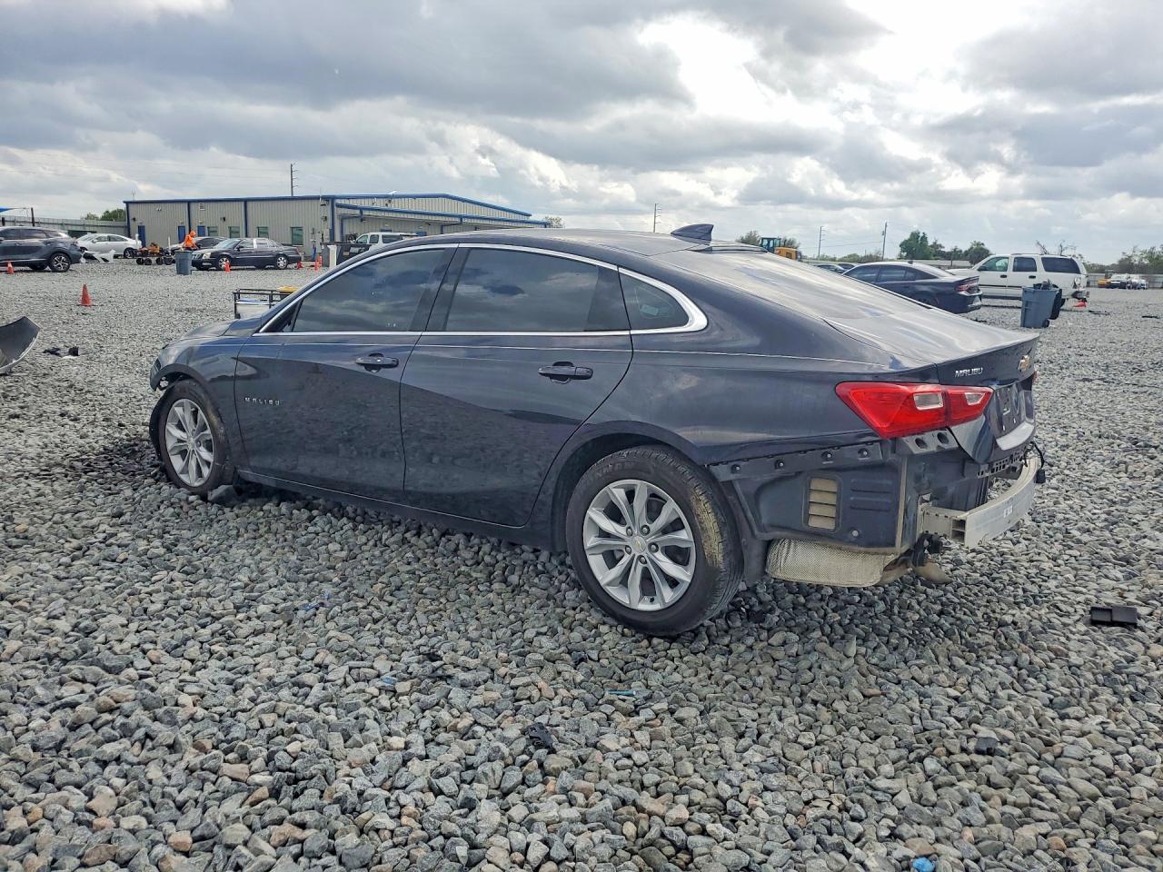 2023 Chevrolet Malibu Lt - Image 2