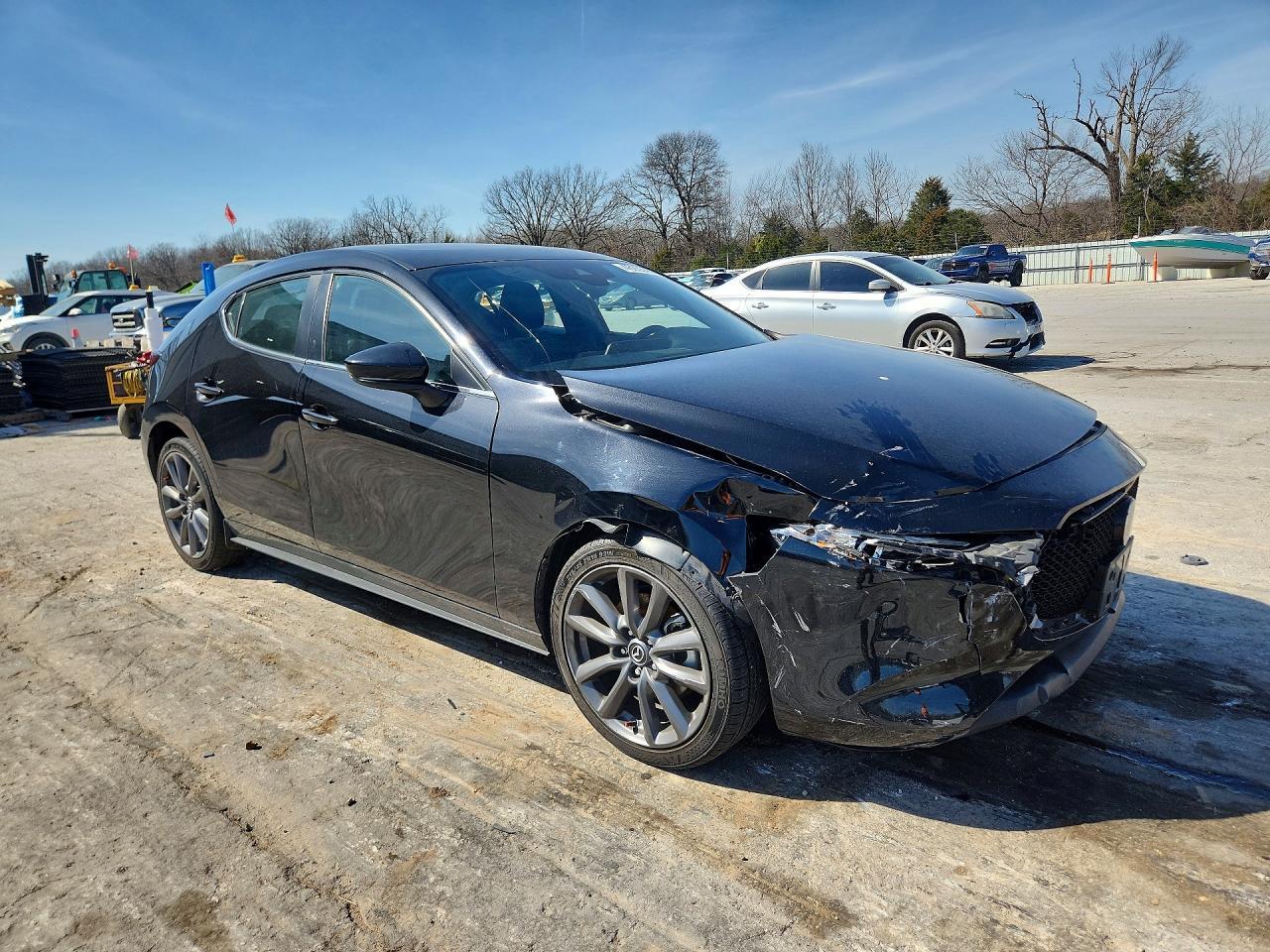 2021 Mazda 3 Preferred - Image 4