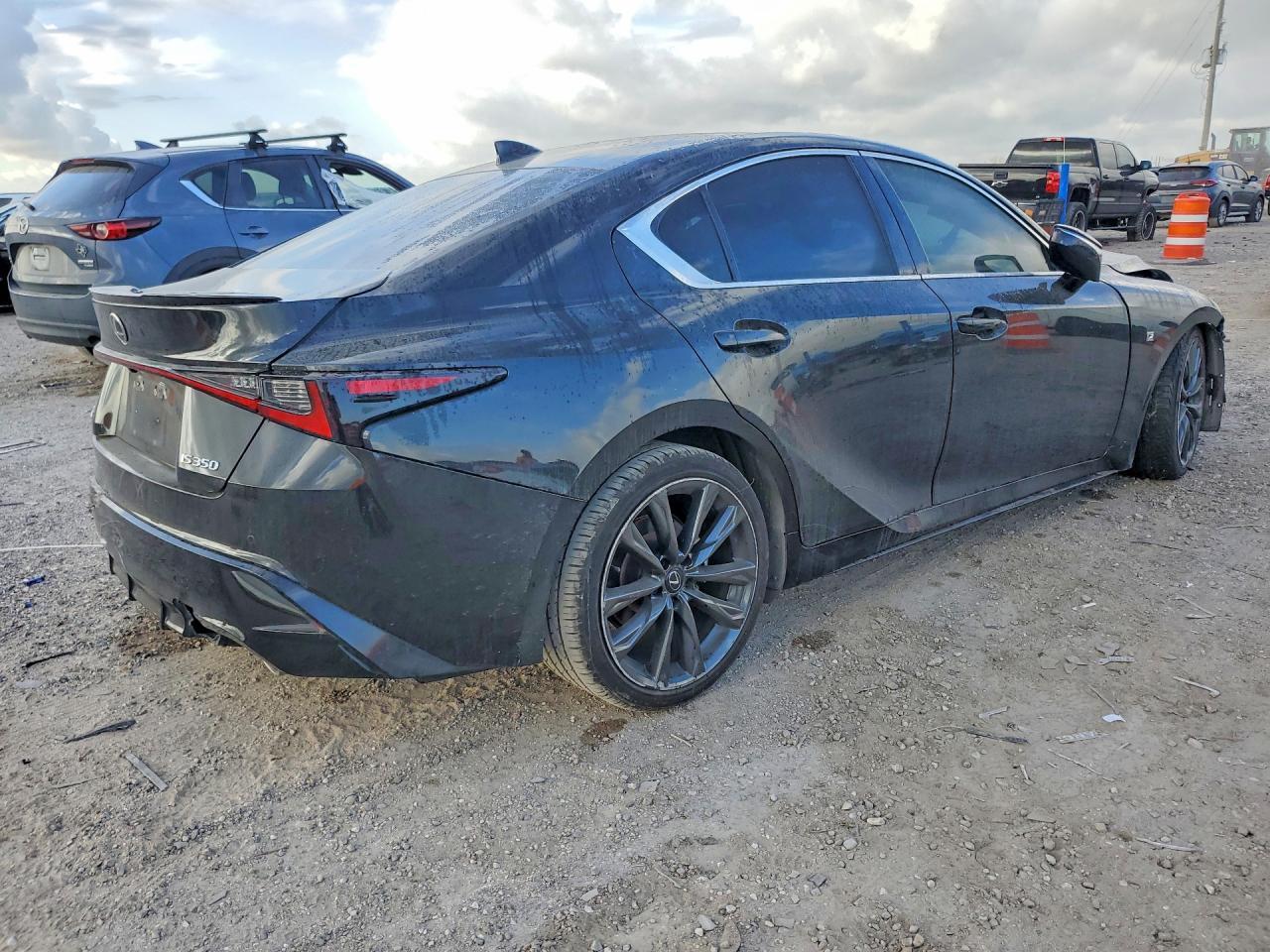 2023 Lexus Is 350 F Sport - Фото 3