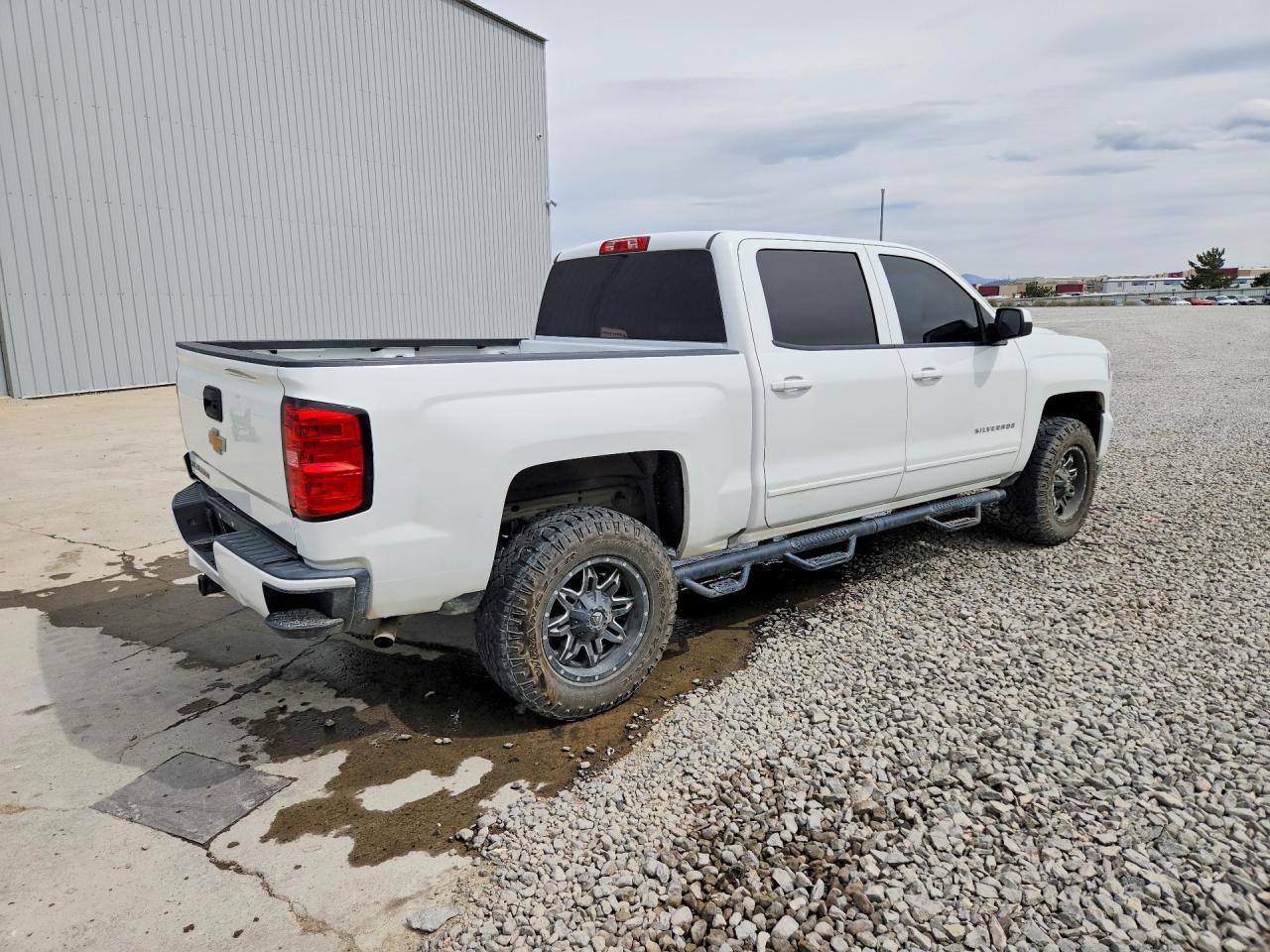 2018 Chevrolet Silverado K1500 Lt - Image 3