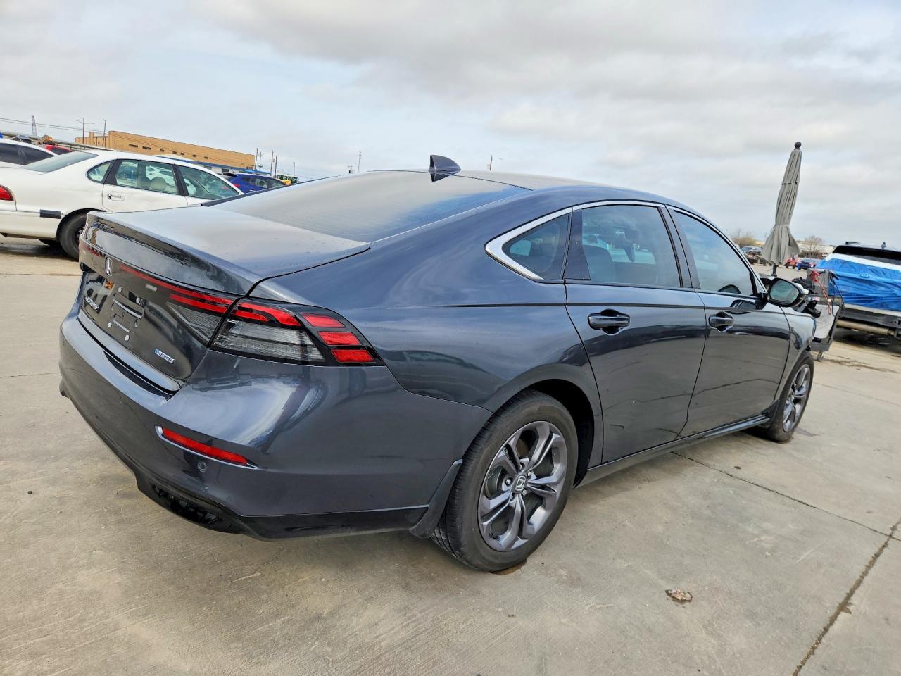 2024 Honda Accord Hybrid Exl - Image 3