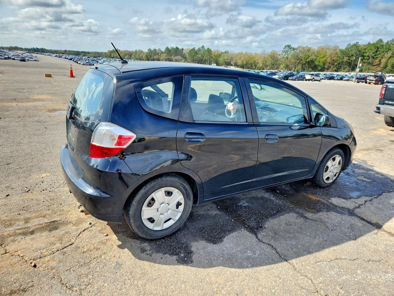 2013 Honda Fit - Image 3