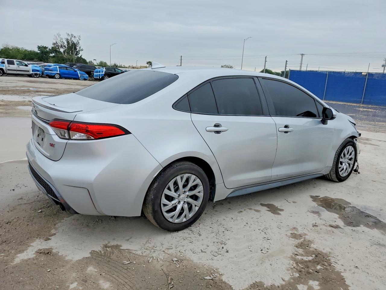 2020 Toyota Corolla Se - Фото 3