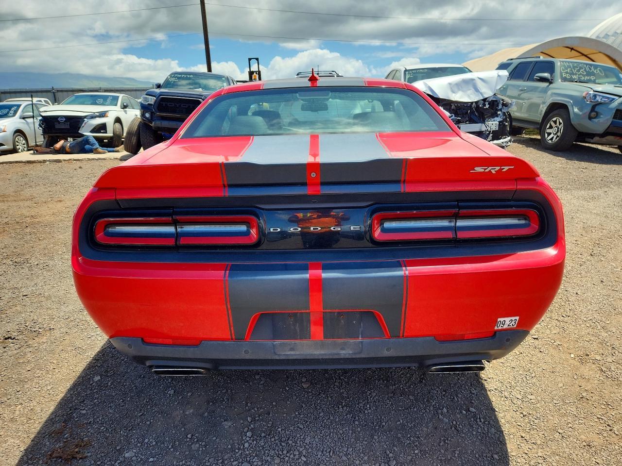 2015 Dodge Challenger Srt 392 - Image 6