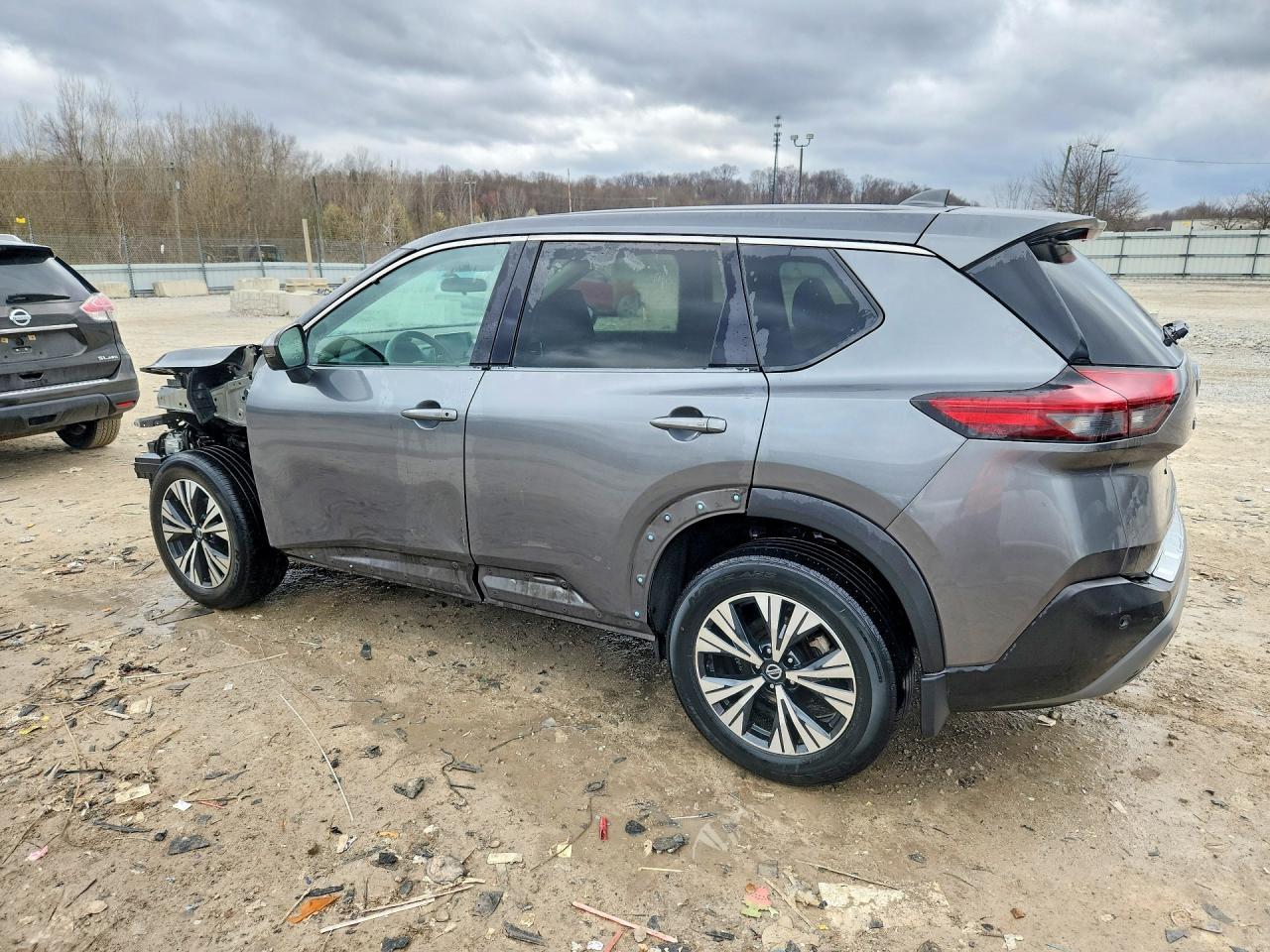 2021 Nissan Rogue Sv - Фото 2