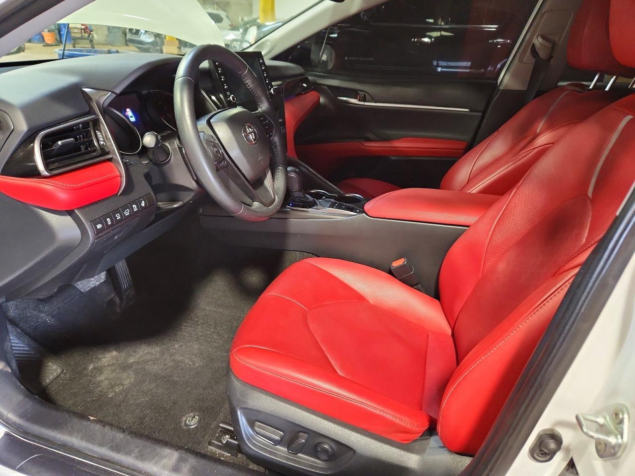 2023 Toyota Camry Xse V6 - Image 7