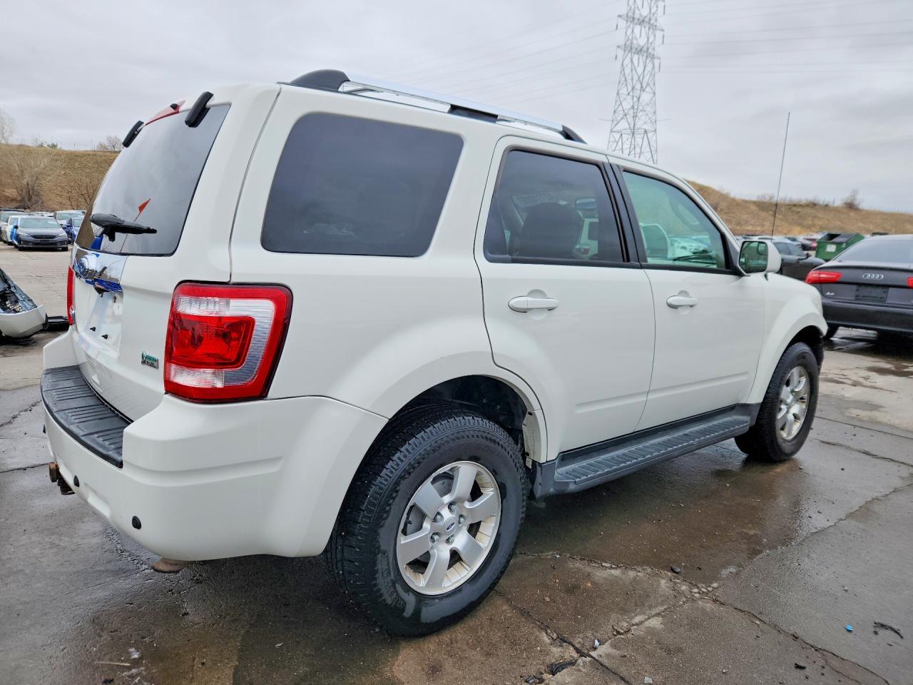 2010 Ford Escape Limited - Фото 3