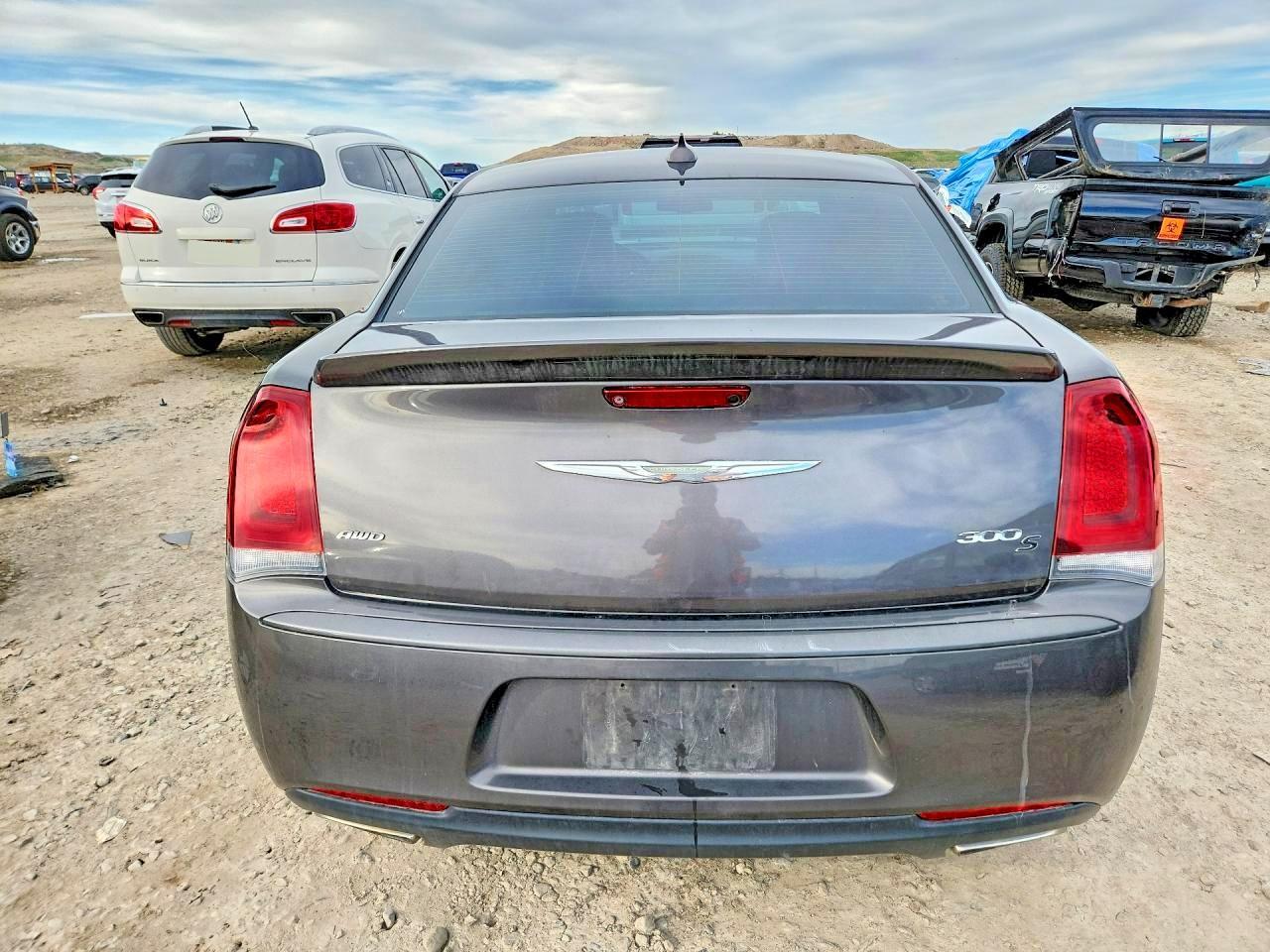 2018 Chrysler 300 S - Фото 6