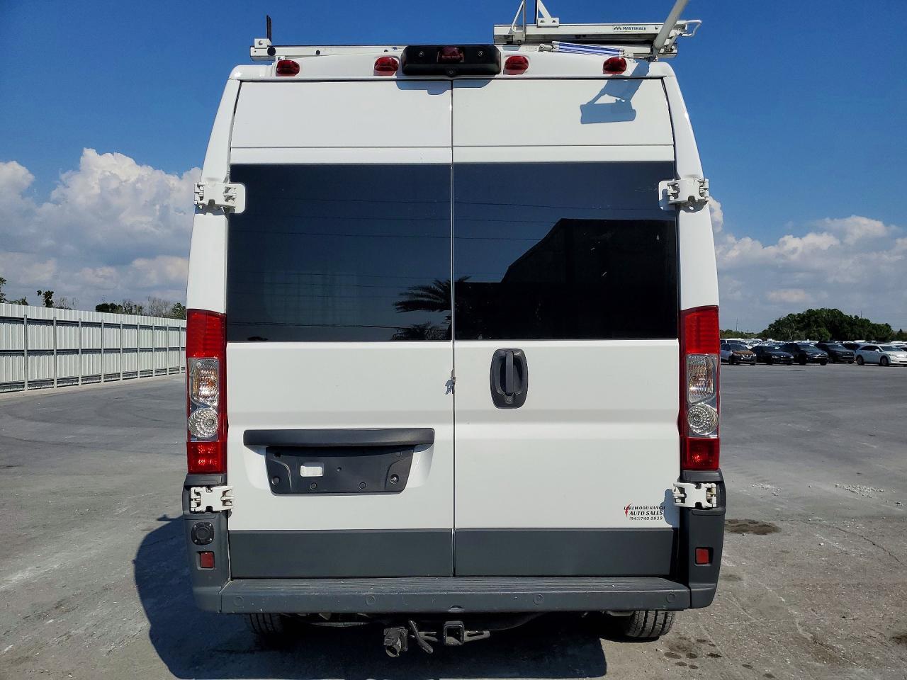 2018 Ram Promaster 2500 Utility / Service Van - Image 6