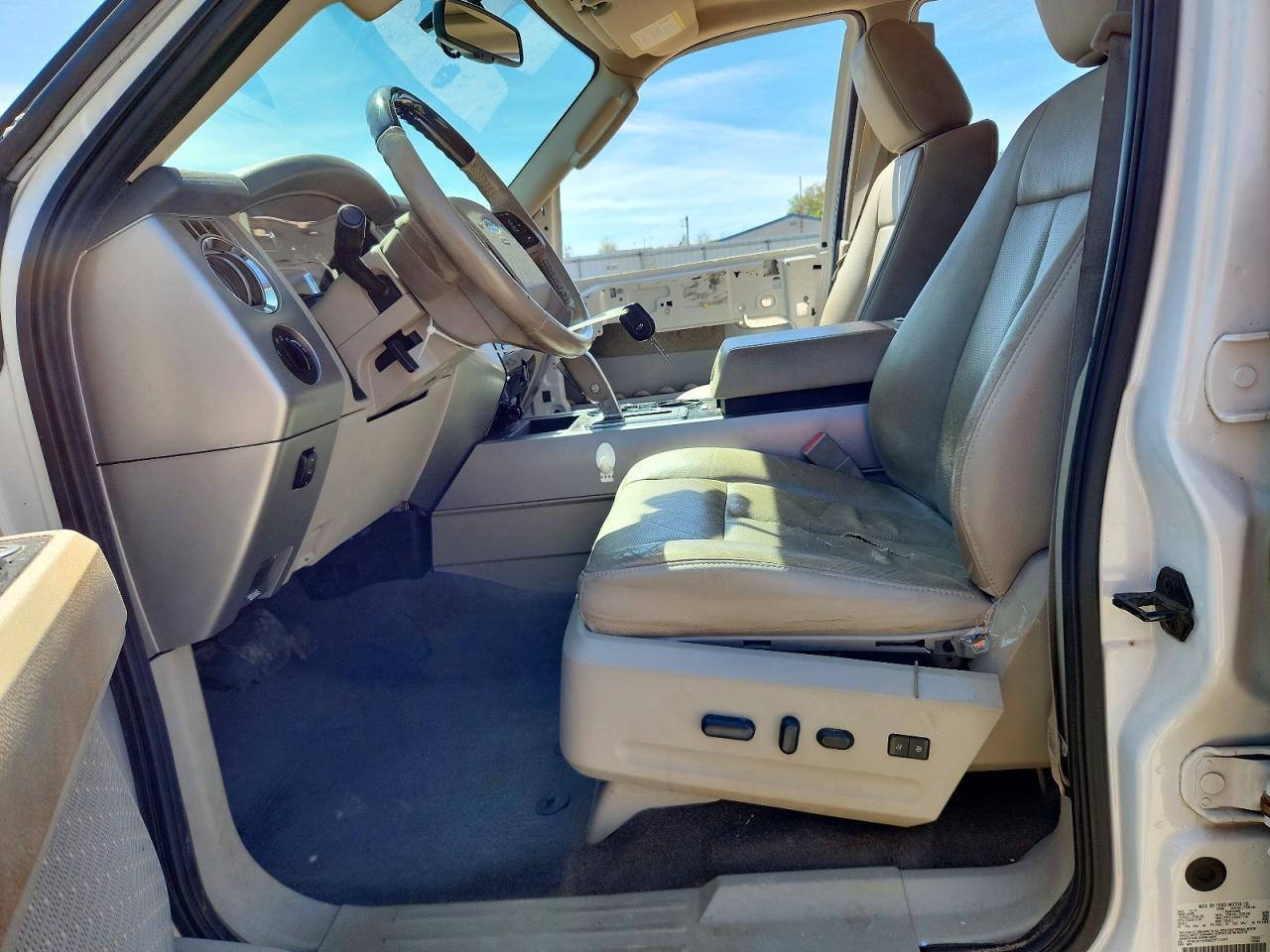 2014 Ford Expedition El Limited - Image 7