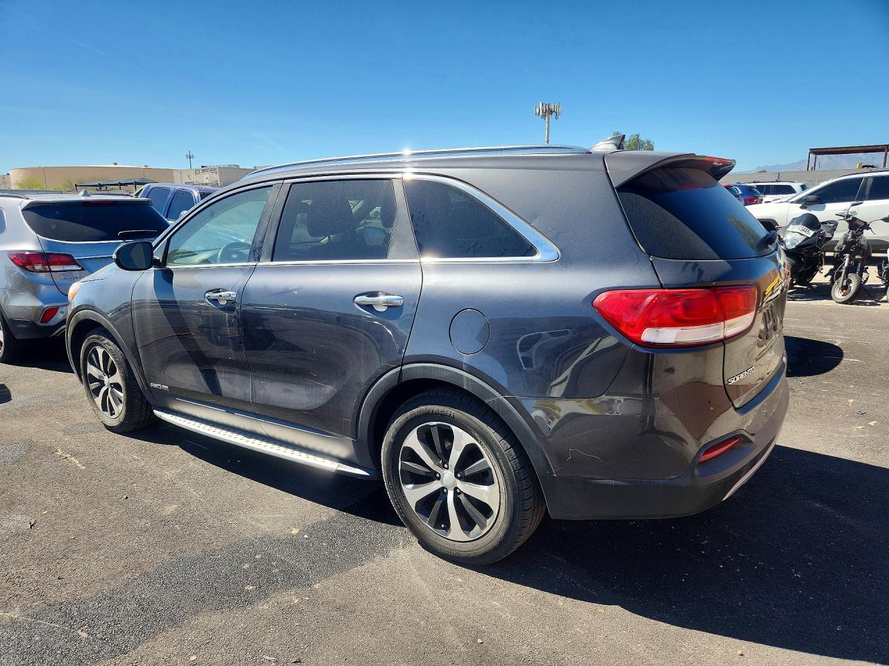 2017 Kia Sorento Ex V6 - Фото 2