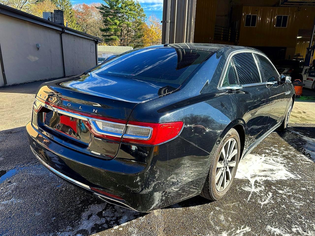 2017 Lincoln Townhouse Continental - Фото 4